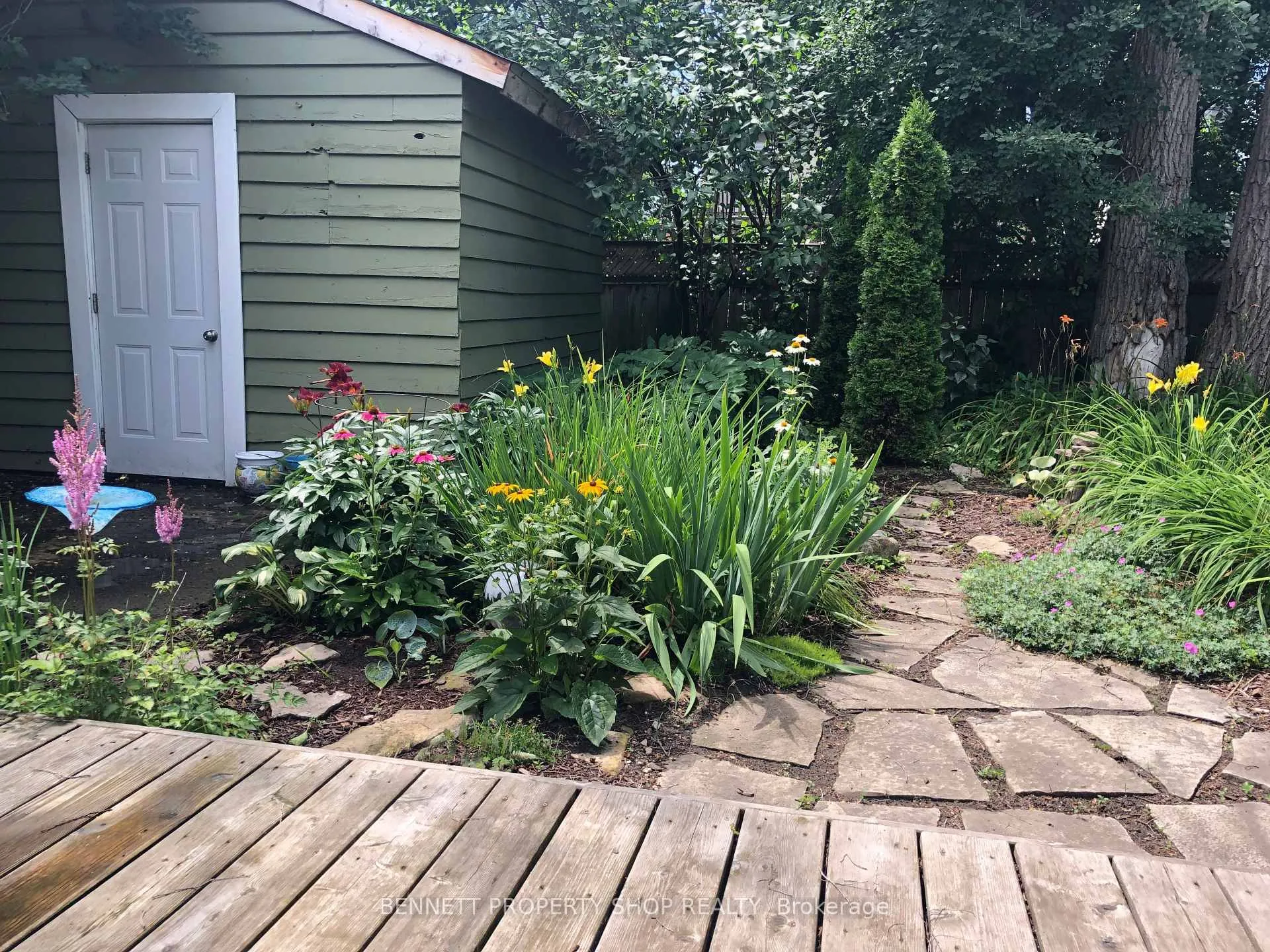 Photo 23 of 140 Drummond Street, Ottawa, Ottawa East — HOMEH