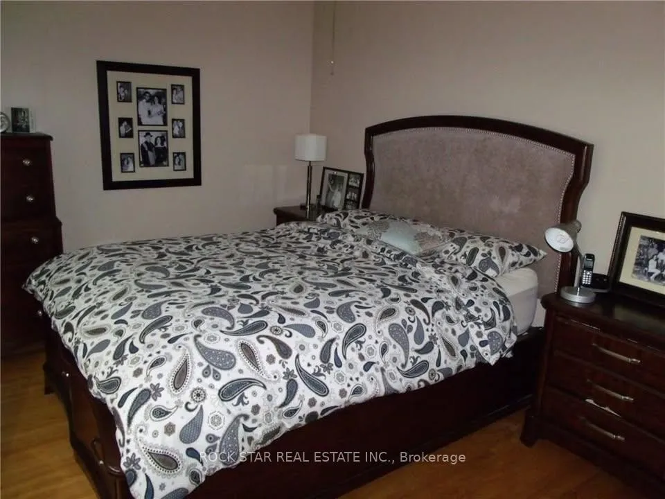 Photo 12 of 5905 Hillcrest Crescent, Niagara Falls, Church's Lane — HOMEH