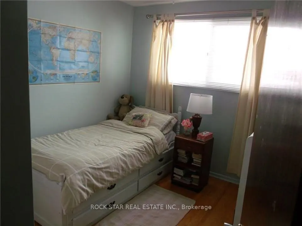 Photo 15 of 5905 Hillcrest Crescent, Niagara Falls, Church's Lane — HOMEH