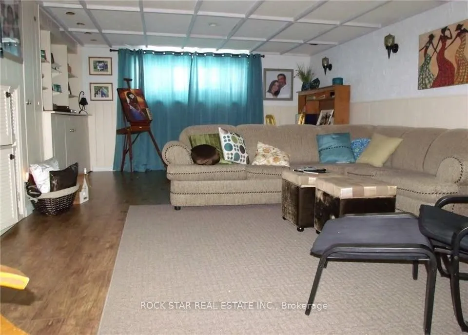 Photo 17 of 5905 Hillcrest Crescent, Niagara Falls, Church's Lane — HOMEH