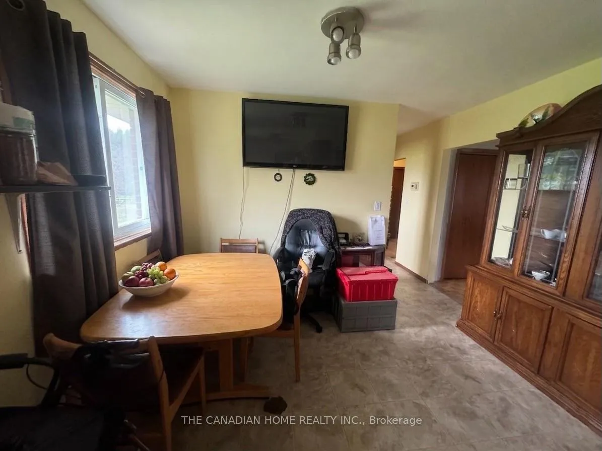 Photo 5 of 6659 Laird Road W, Puslinch, Rural Puslinch West — HOMEH