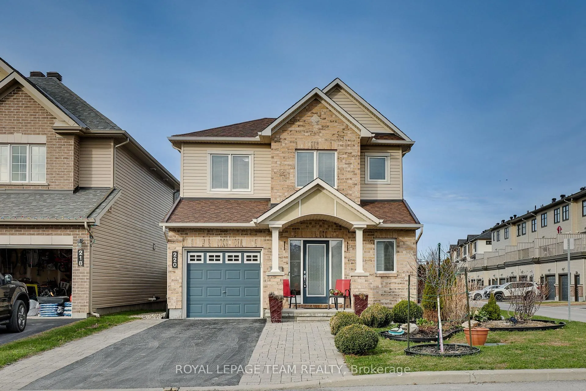 Photo 1 of 220 Mission Trail Crescent, Ottawa, Kanata - Kanata Lakes/Heritage Hills — HOMEH