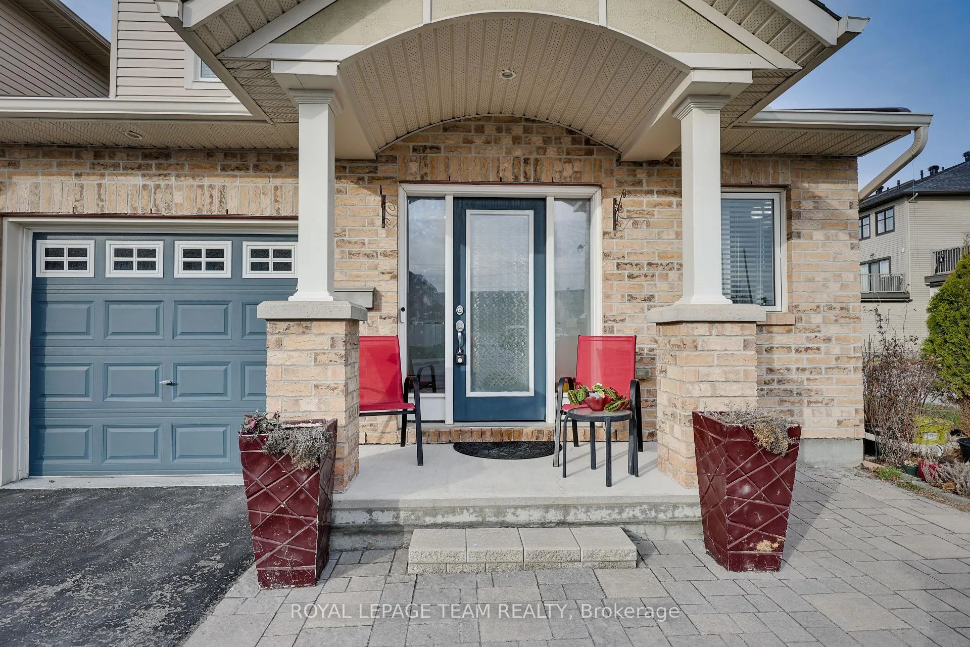 Photo 6 of 220 Mission Trail Crescent, Ottawa, Kanata - Kanata Lakes/Heritage Hills — HOMEH