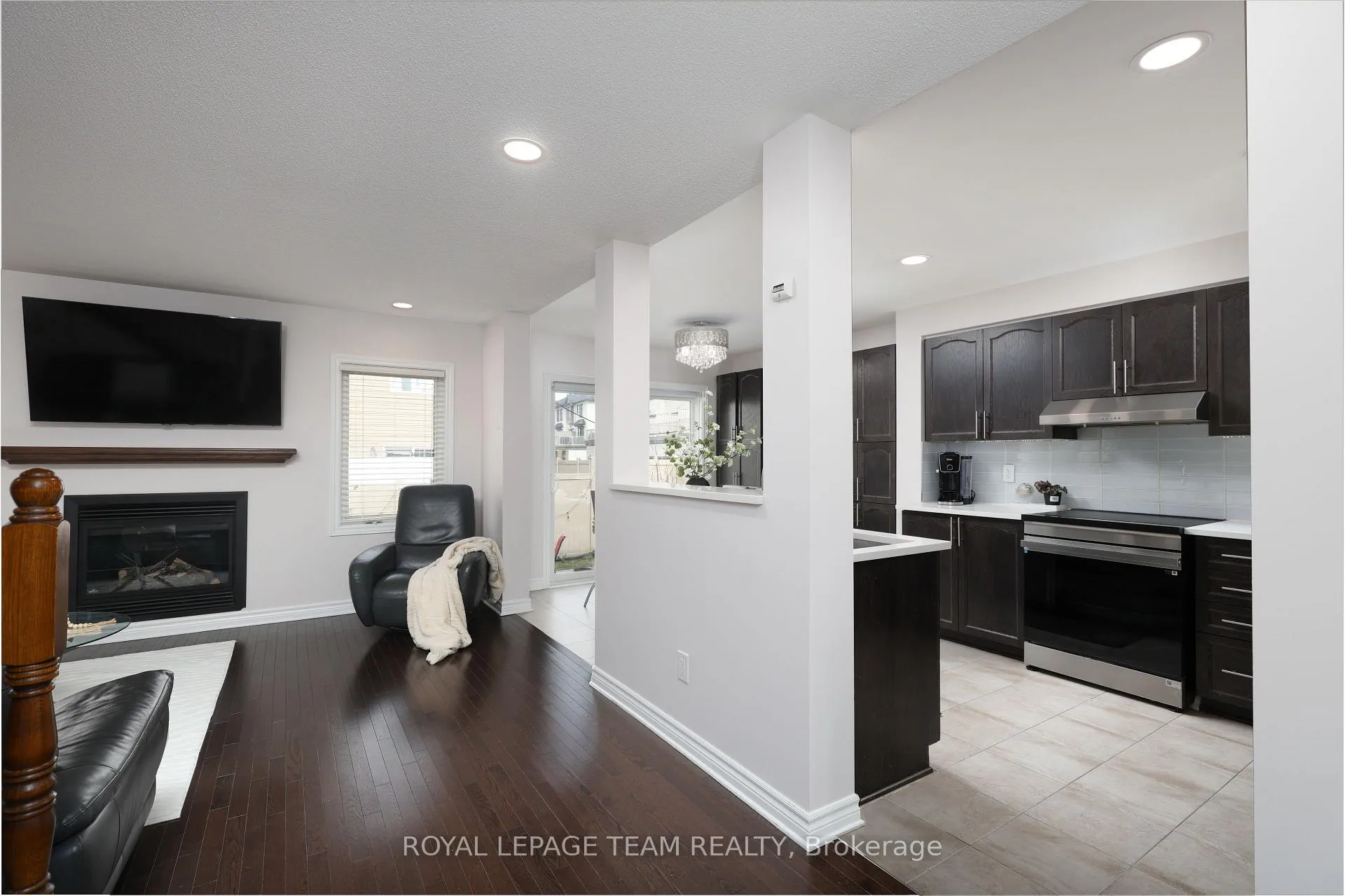 Photo 13 of 220 Mission Trail Crescent, Ottawa, Kanata - Kanata Lakes/Heritage Hills — HOMEH