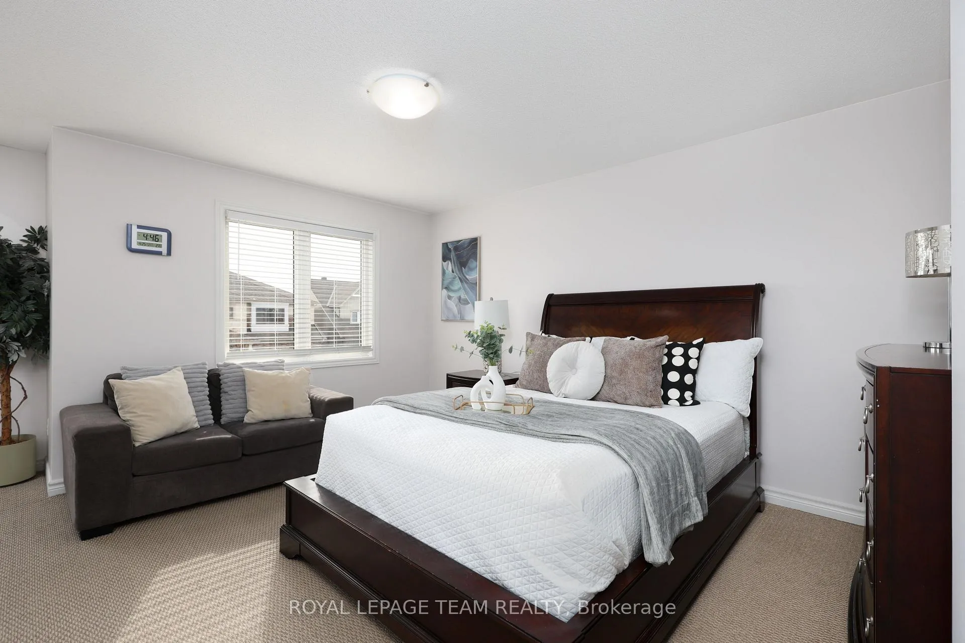 Photo 22 of 220 Mission Trail Crescent, Ottawa, Kanata - Kanata Lakes/Heritage Hills — HOMEH
