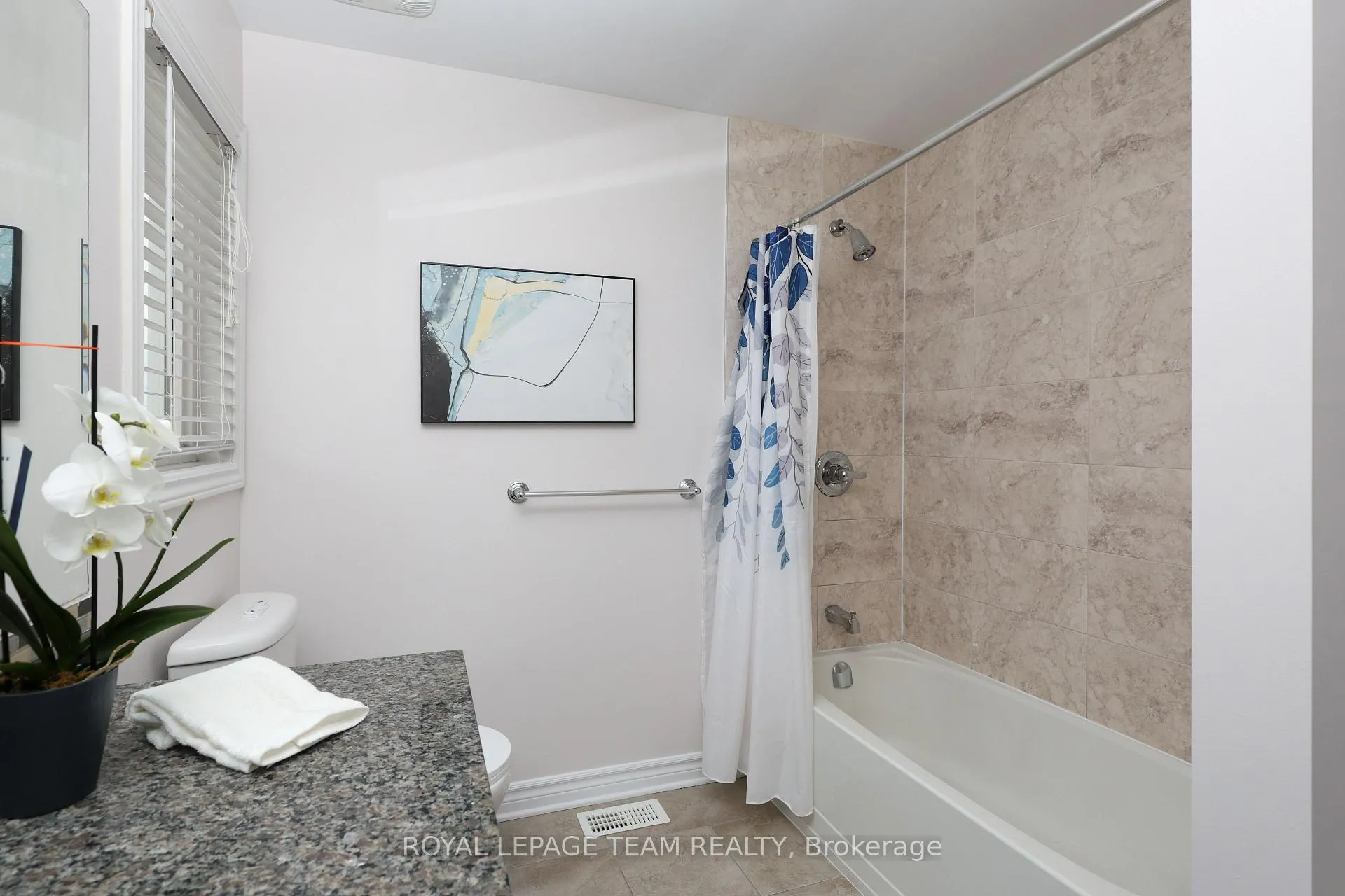 Photo 33 of 220 Mission Trail Crescent, Ottawa, Kanata - Kanata Lakes/Heritage Hills — HOMEH