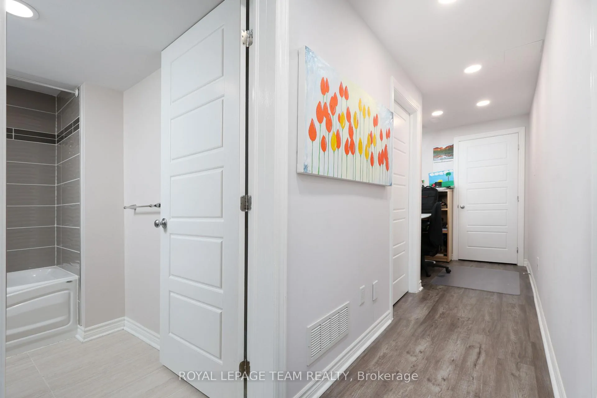 Photo 38 of 220 Mission Trail Crescent, Ottawa, Kanata - Kanata Lakes/Heritage Hills — HOMEH