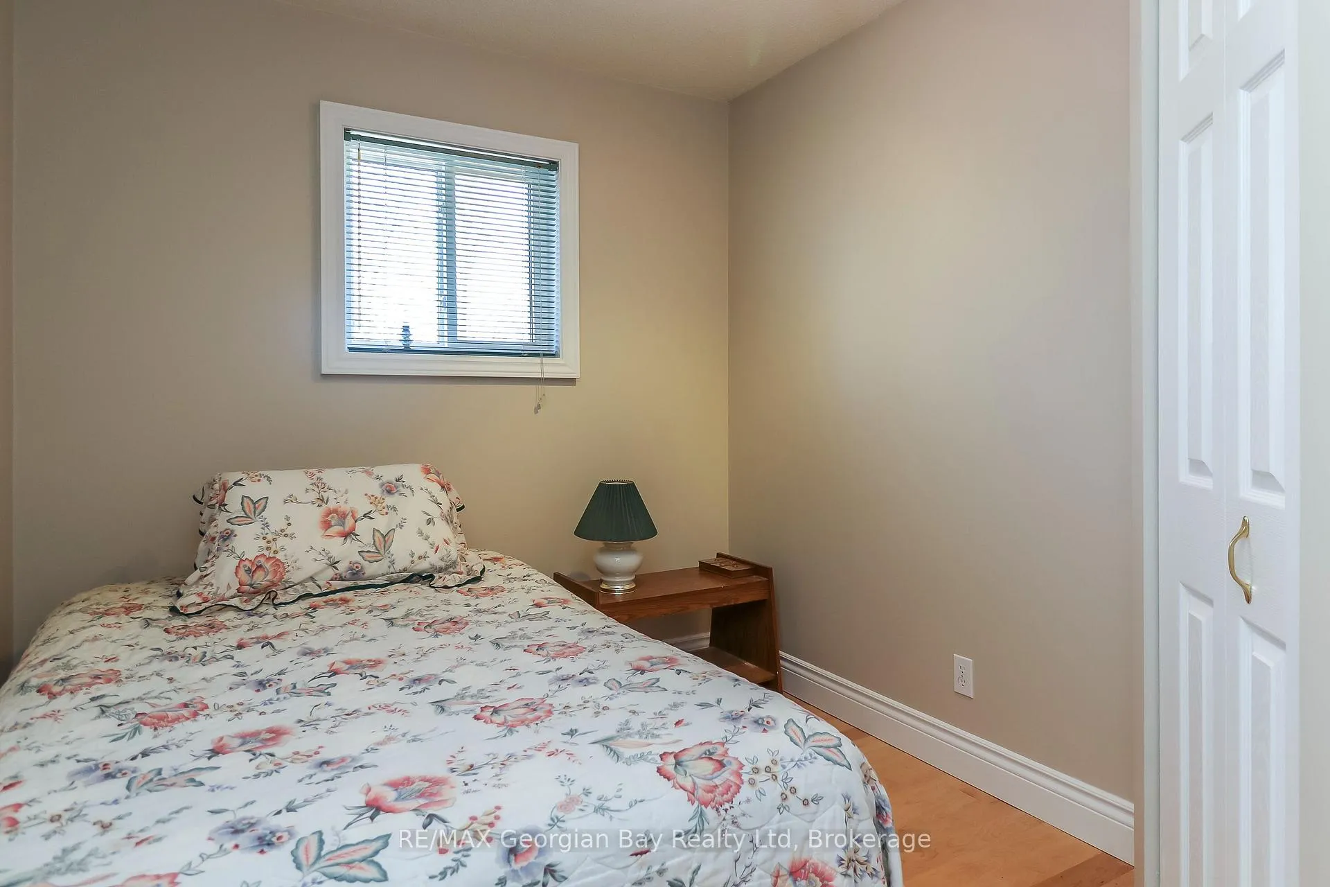 Photo 13 of 8 John Dillingno Street, Tay, Victoria Harbour — HOMEH