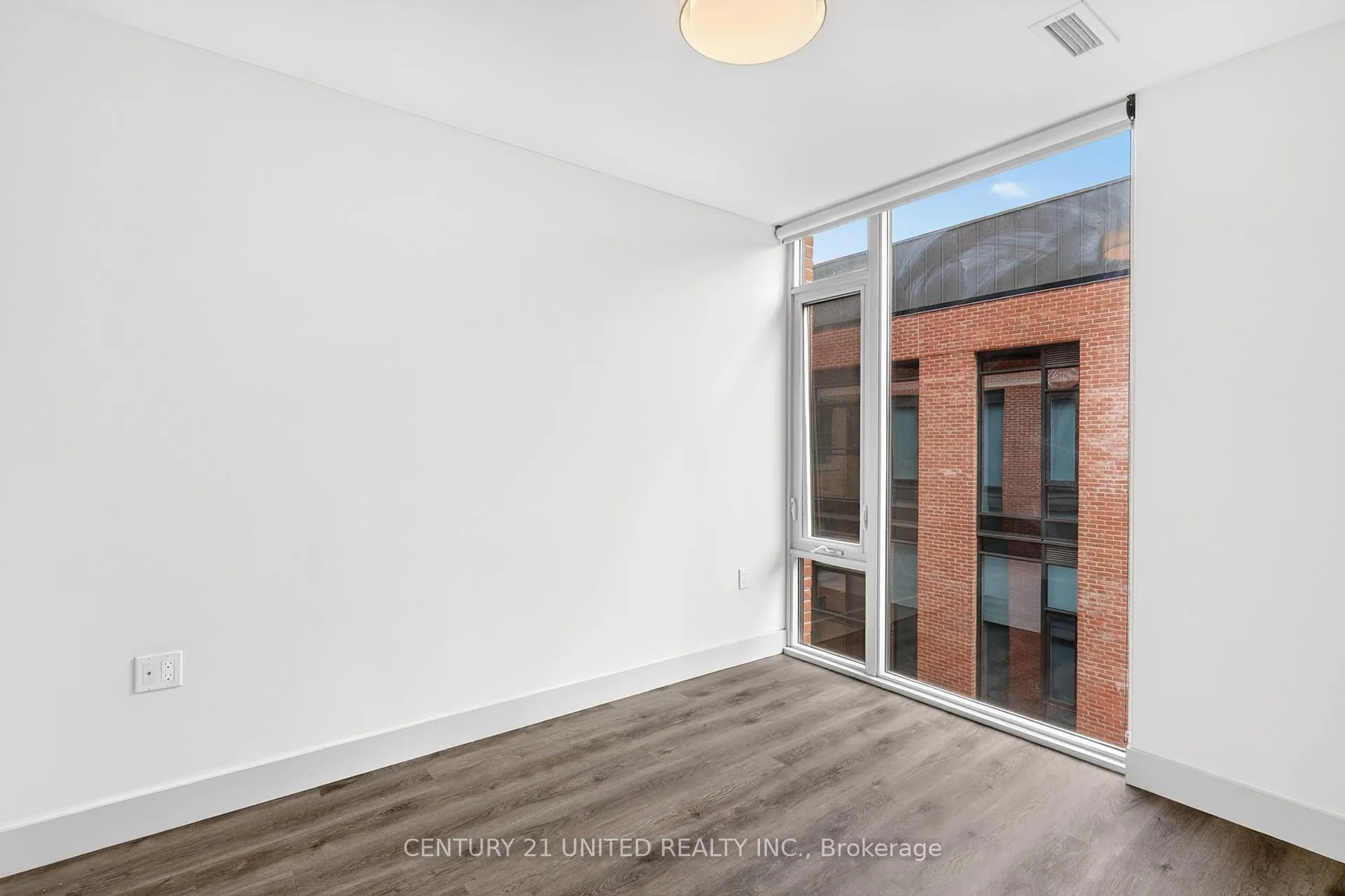 Photo 33 of Unit 416, 475 George Street N, Peterborough, Town Ward 3 — HOMEH