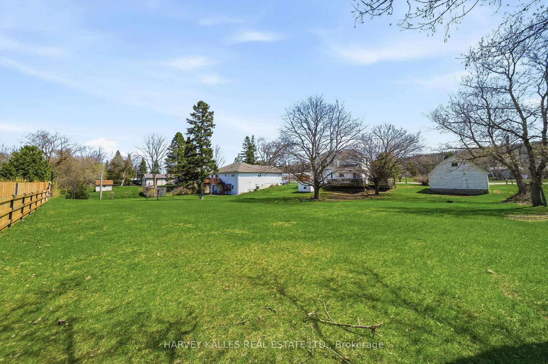 Photo 38 of 206 County Road 10, Prince Edward County, South Marysburg Ward — HOMEH