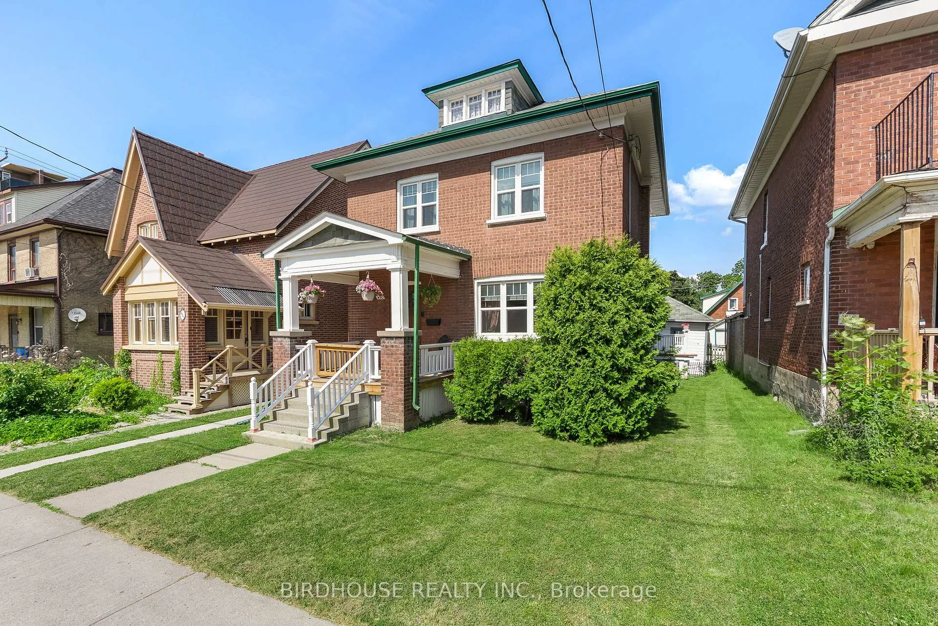 Photo 2 of 490 George Street S, Peterborough, Town Ward 3 — HOMEH