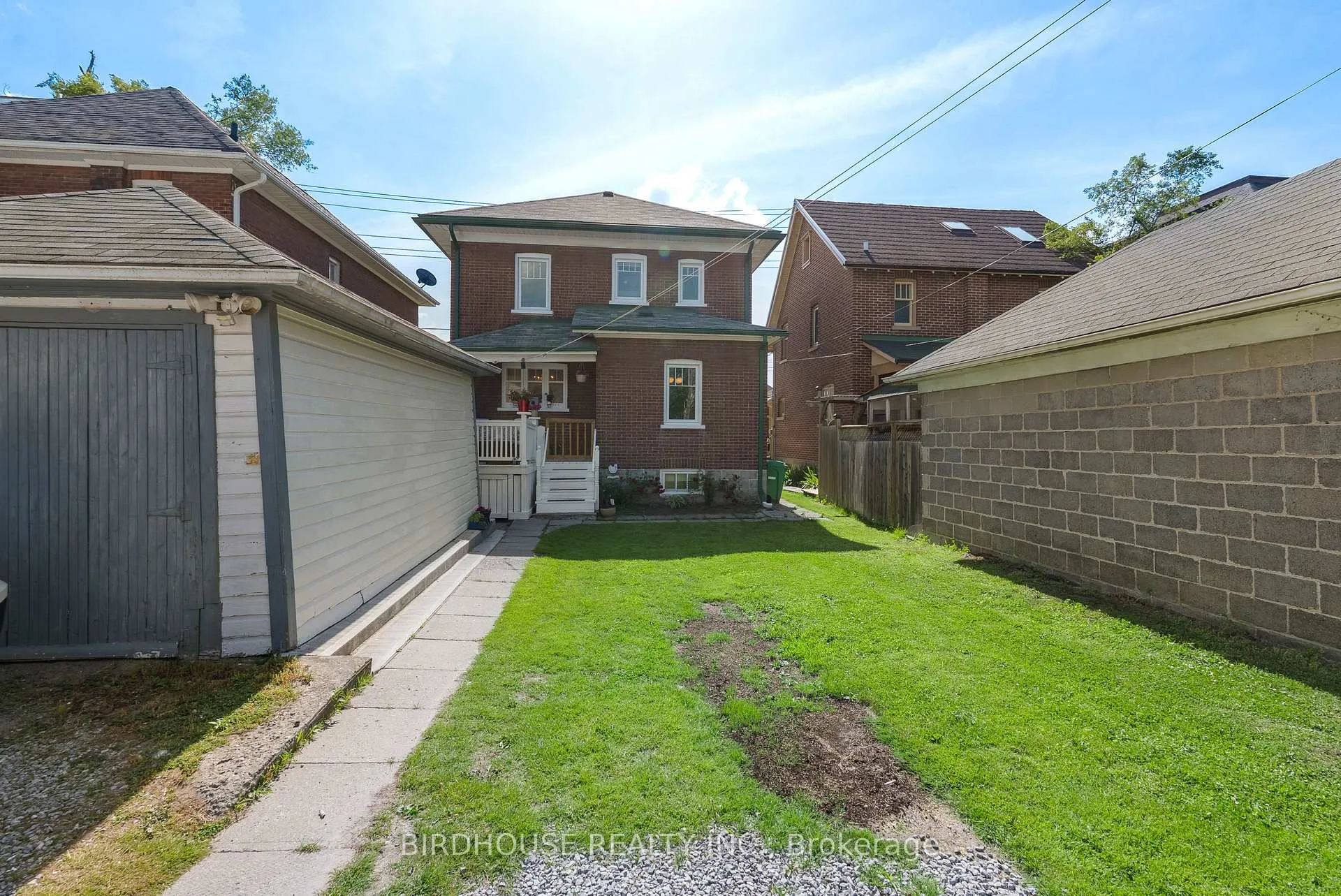 Photo 3 of 490 George Street S, Peterborough, Town Ward 3 — HOMEH