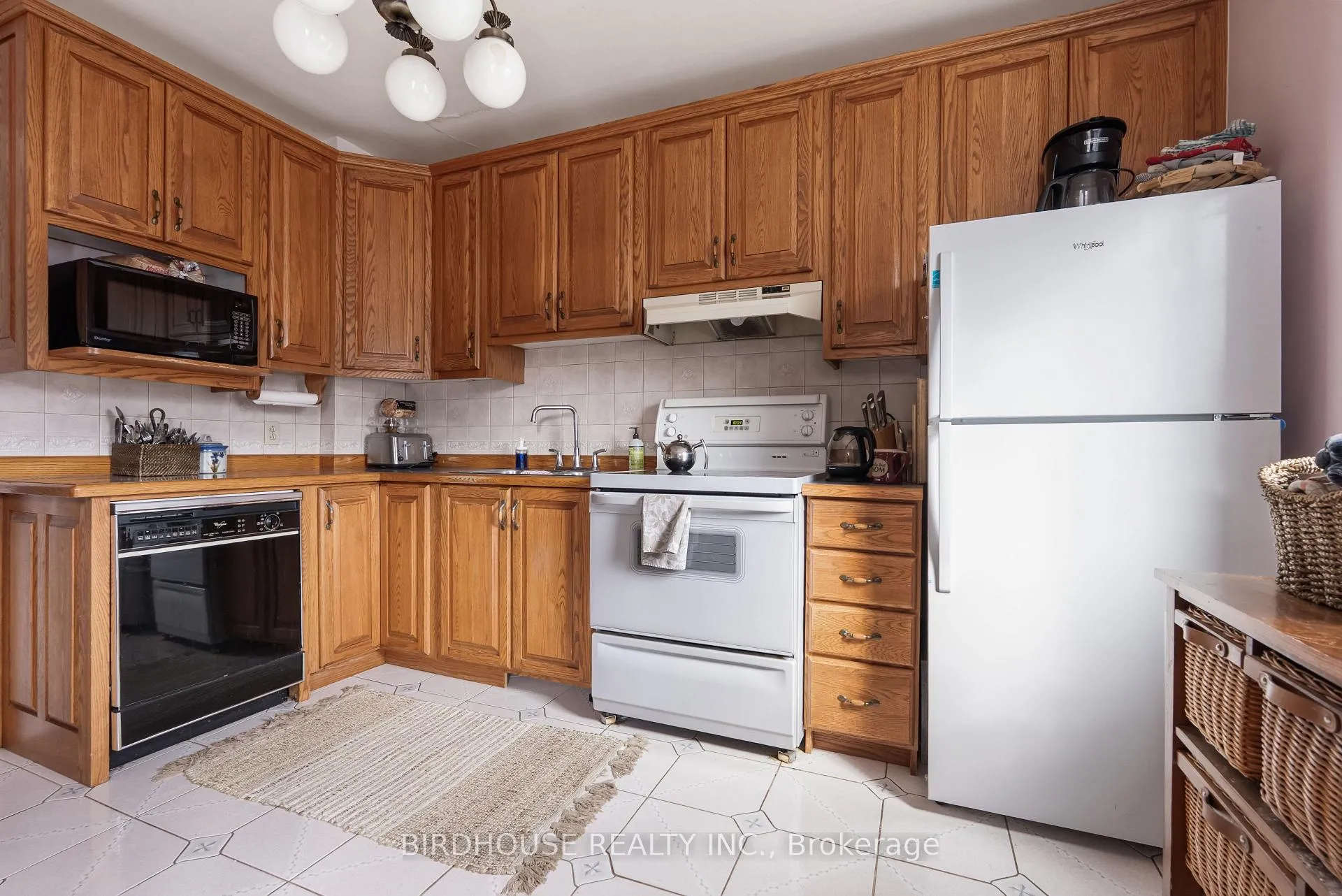 Photo 12 of 490 George Street S, Peterborough, Town Ward 3 — HOMEH
