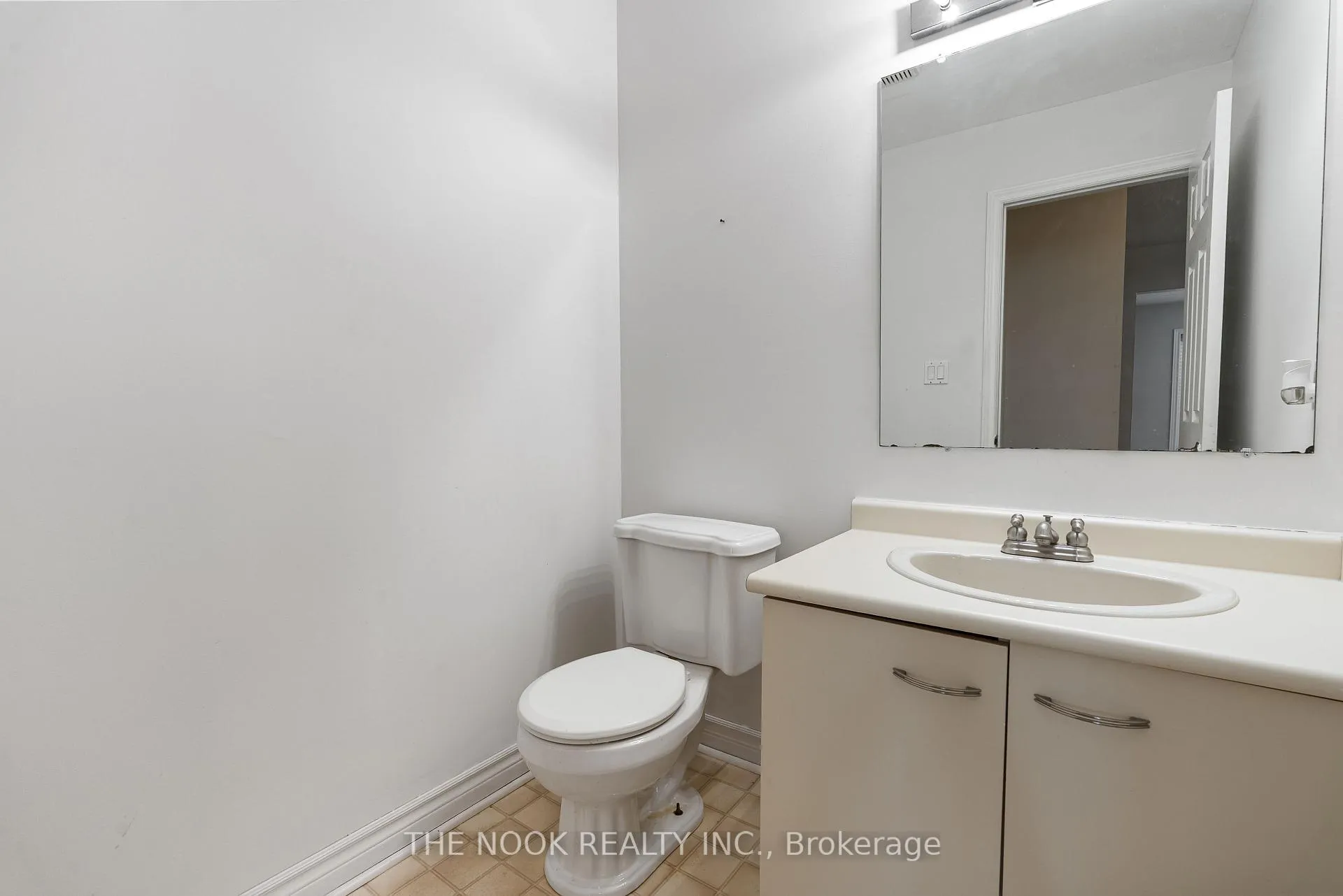 Photo 21 of 98 Devondale Street, Clarington, Courtice — HOMEH