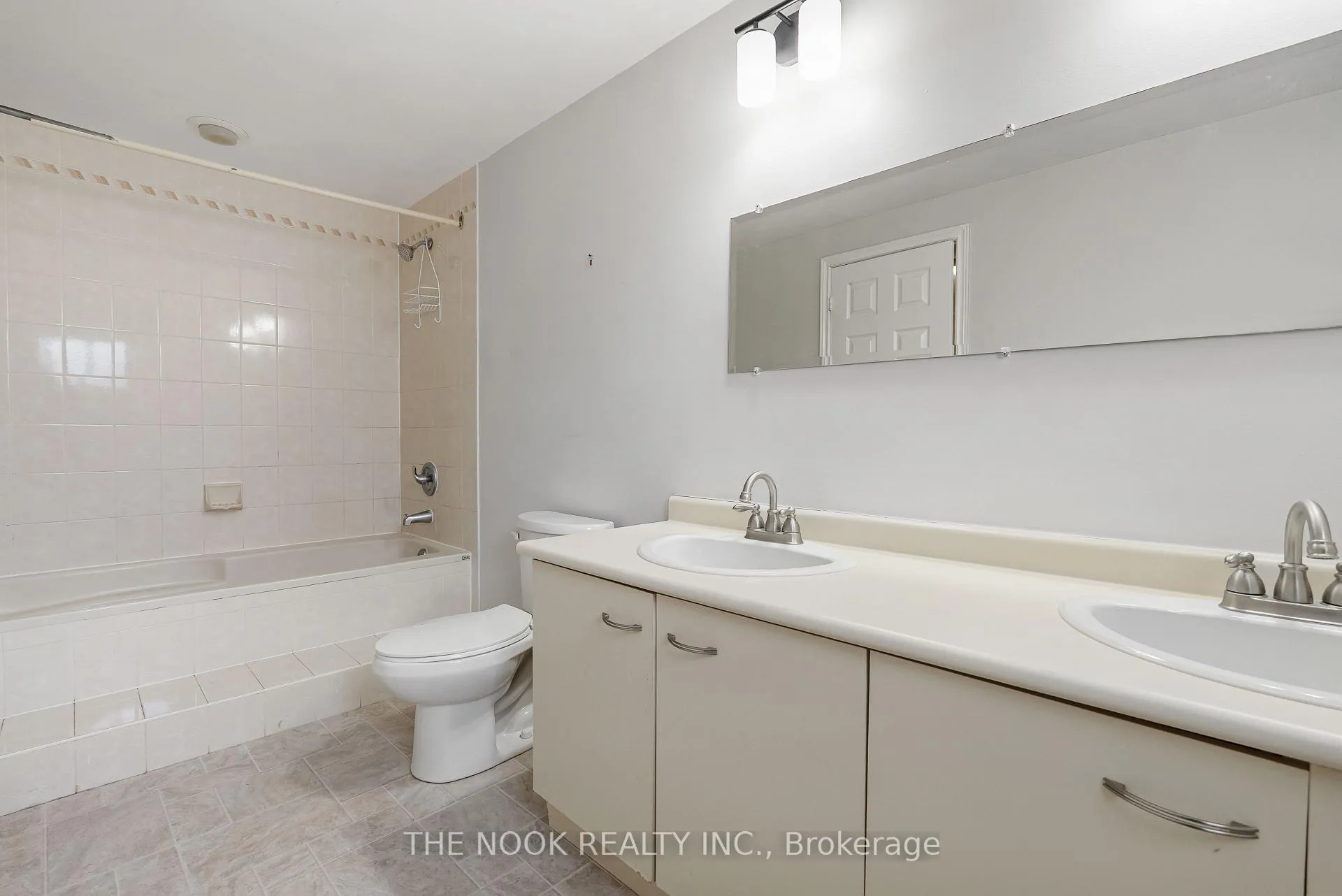 Photo 28 of 98 Devondale Street, Clarington, Courtice — HOMEH