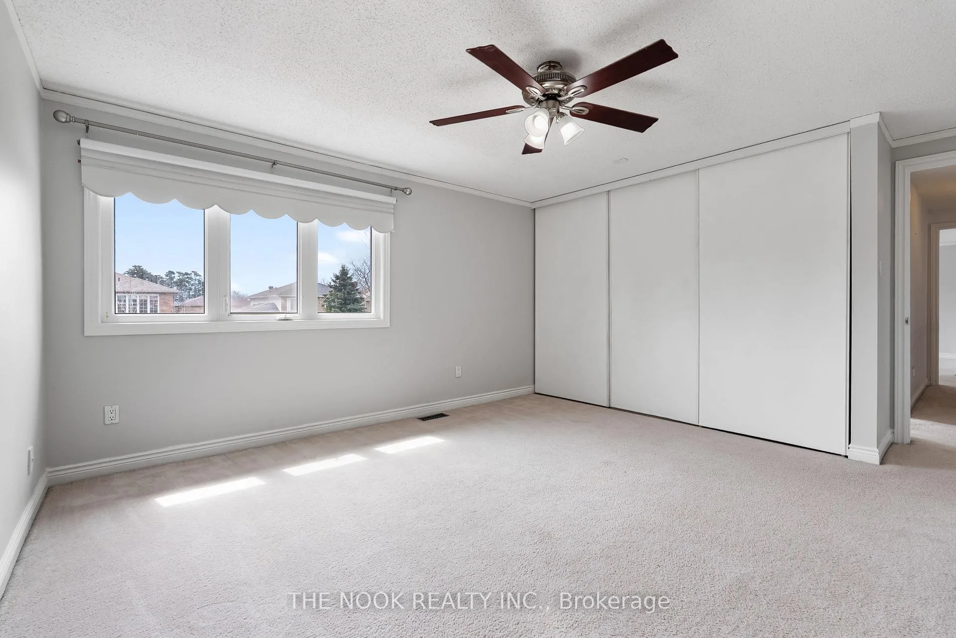 Photo 30 of 98 Devondale Street, Clarington, Courtice — HOMEH