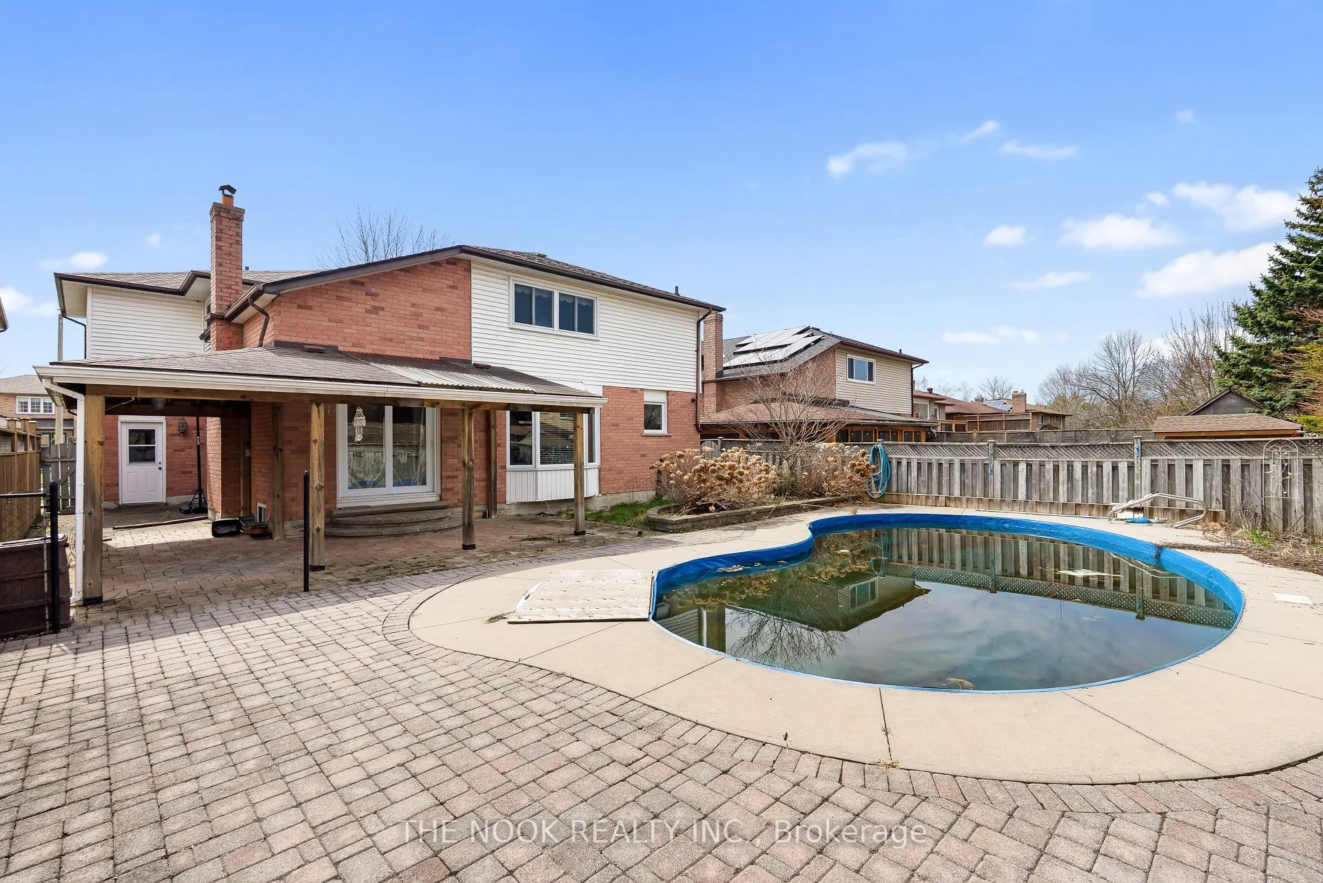 Photo 39 of 98 Devondale Street, Clarington, Courtice — HOMEH