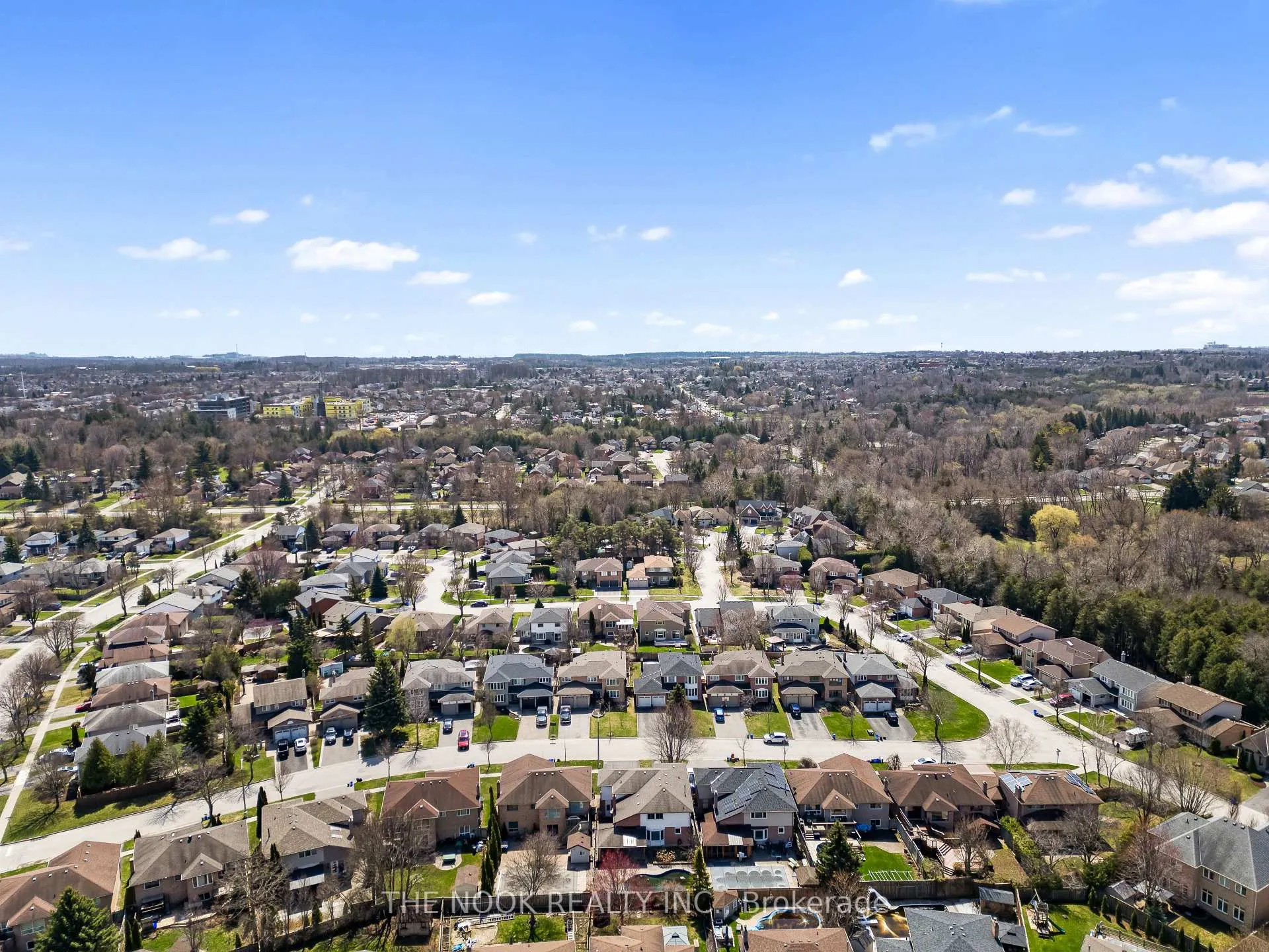 Photo 49 of 98 Devondale Street, Clarington, Courtice — HOMEH