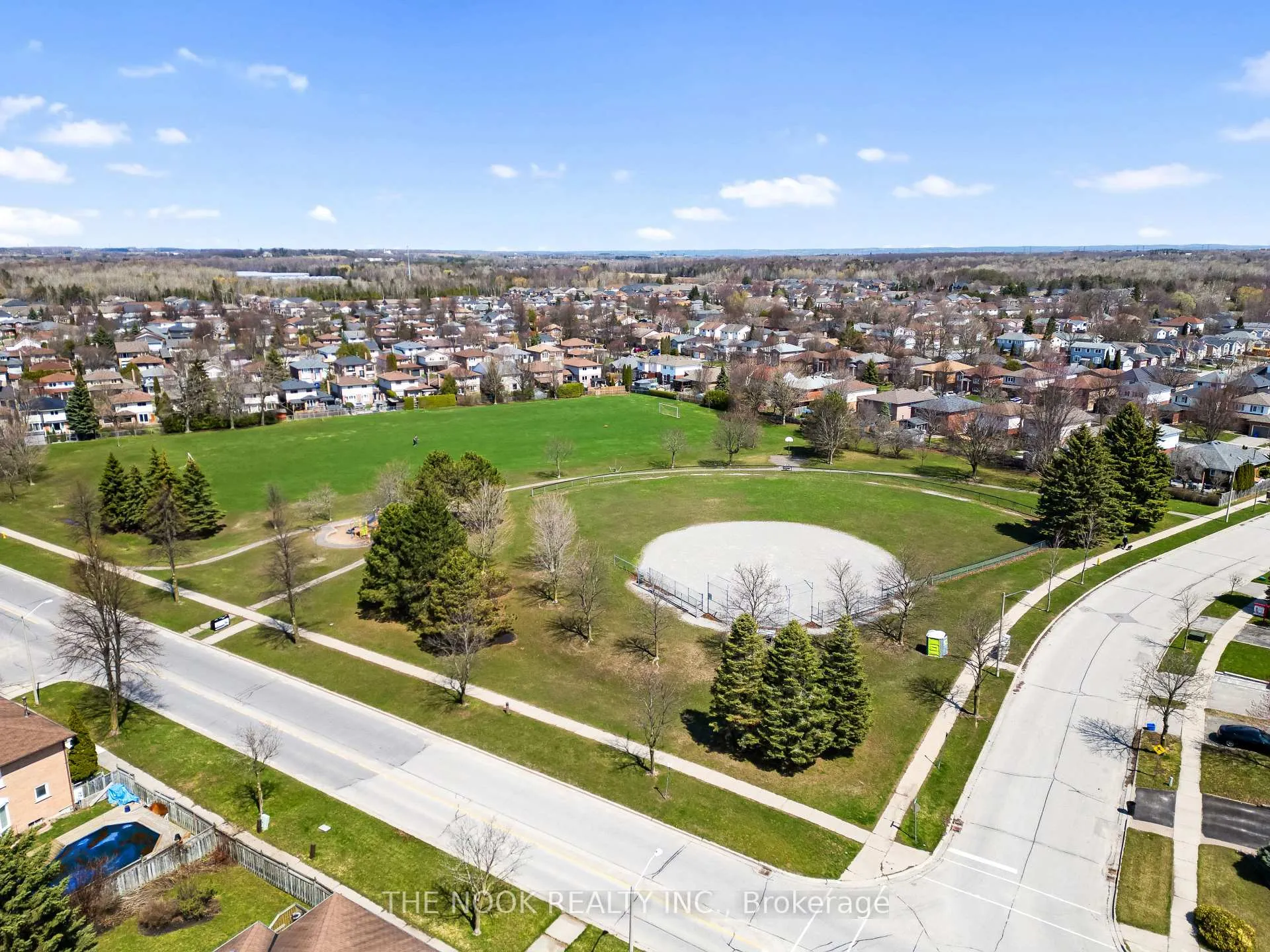 Photo 50 of 98 Devondale Street, Clarington, Courtice — HOMEH