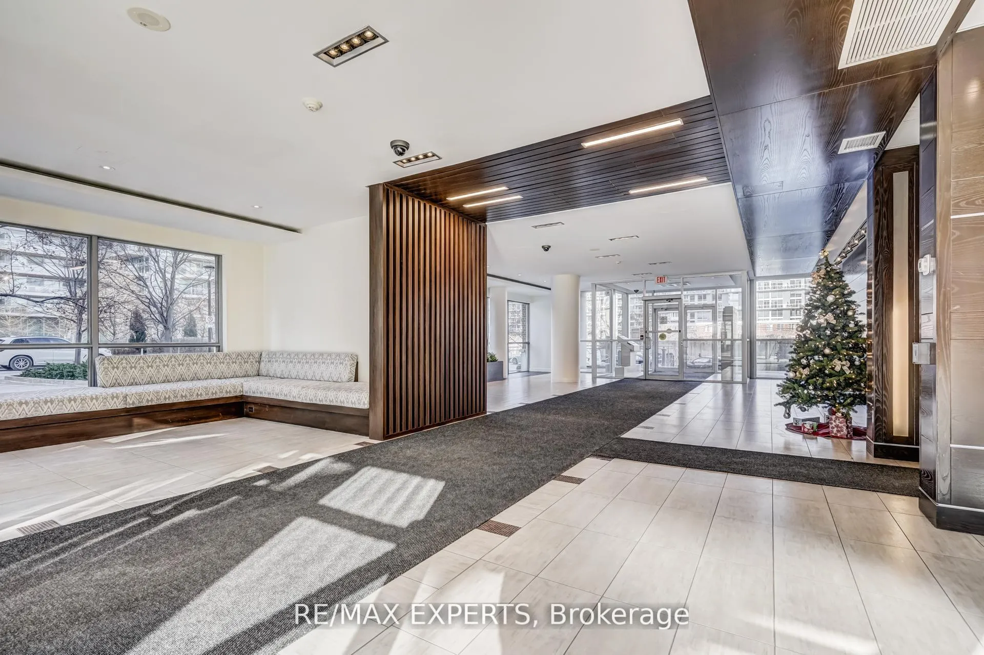 Photo 2 of Unit 801, 80 Western Battery Road, Toronto, Niagara — HOMEH