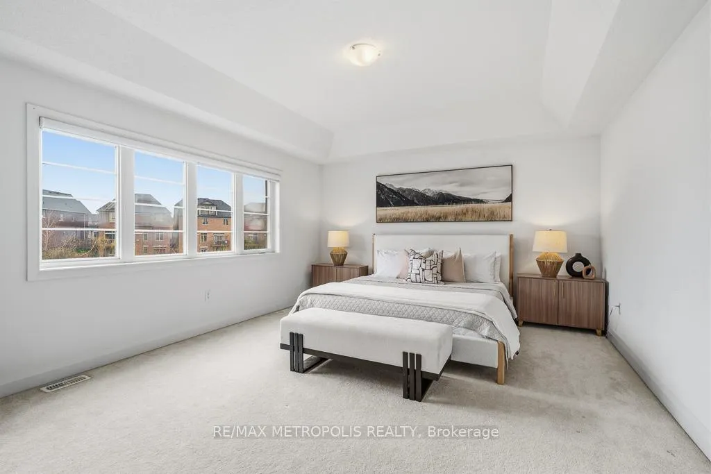 Photo 17 of 42 Blenheim Circle, Whitby, Rural Whitby — HOMEH