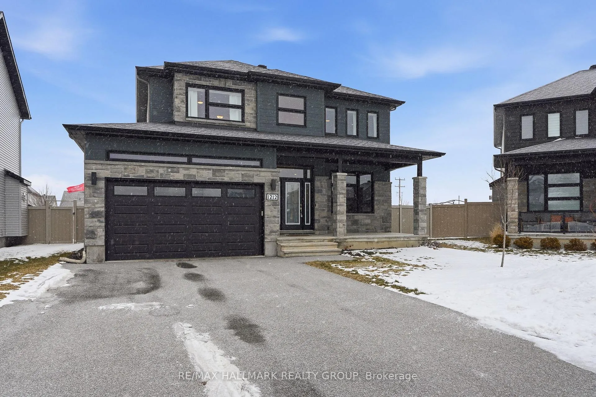 Photo 4 of 1212 Avignong Street, Russell, Embrun — HOMEH