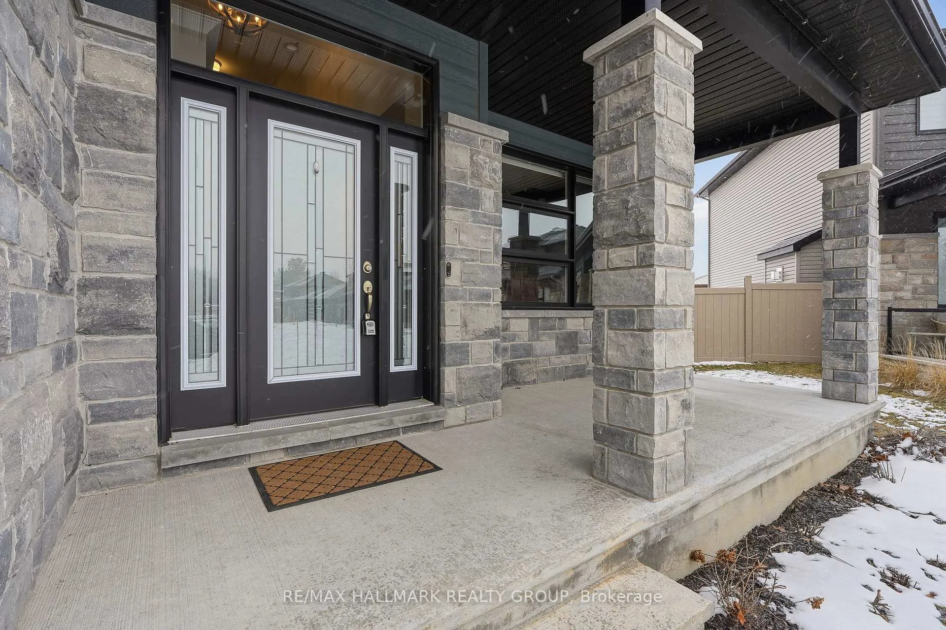 Photo 5 of 1212 Avignong Street, Russell, Embrun — HOMEH