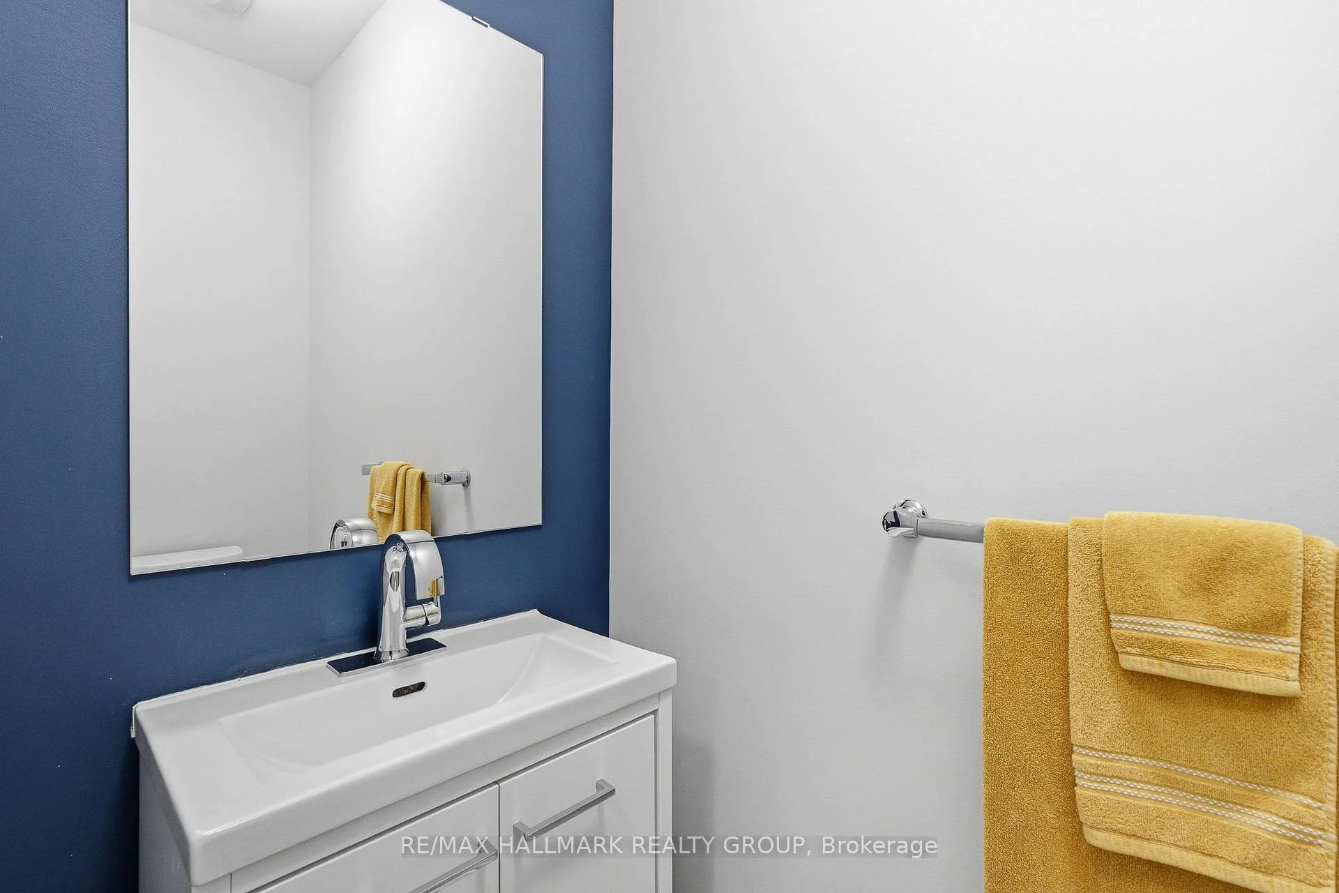 Photo 66 of 1212 Avignong Street, Russell, Embrun — HOMEH