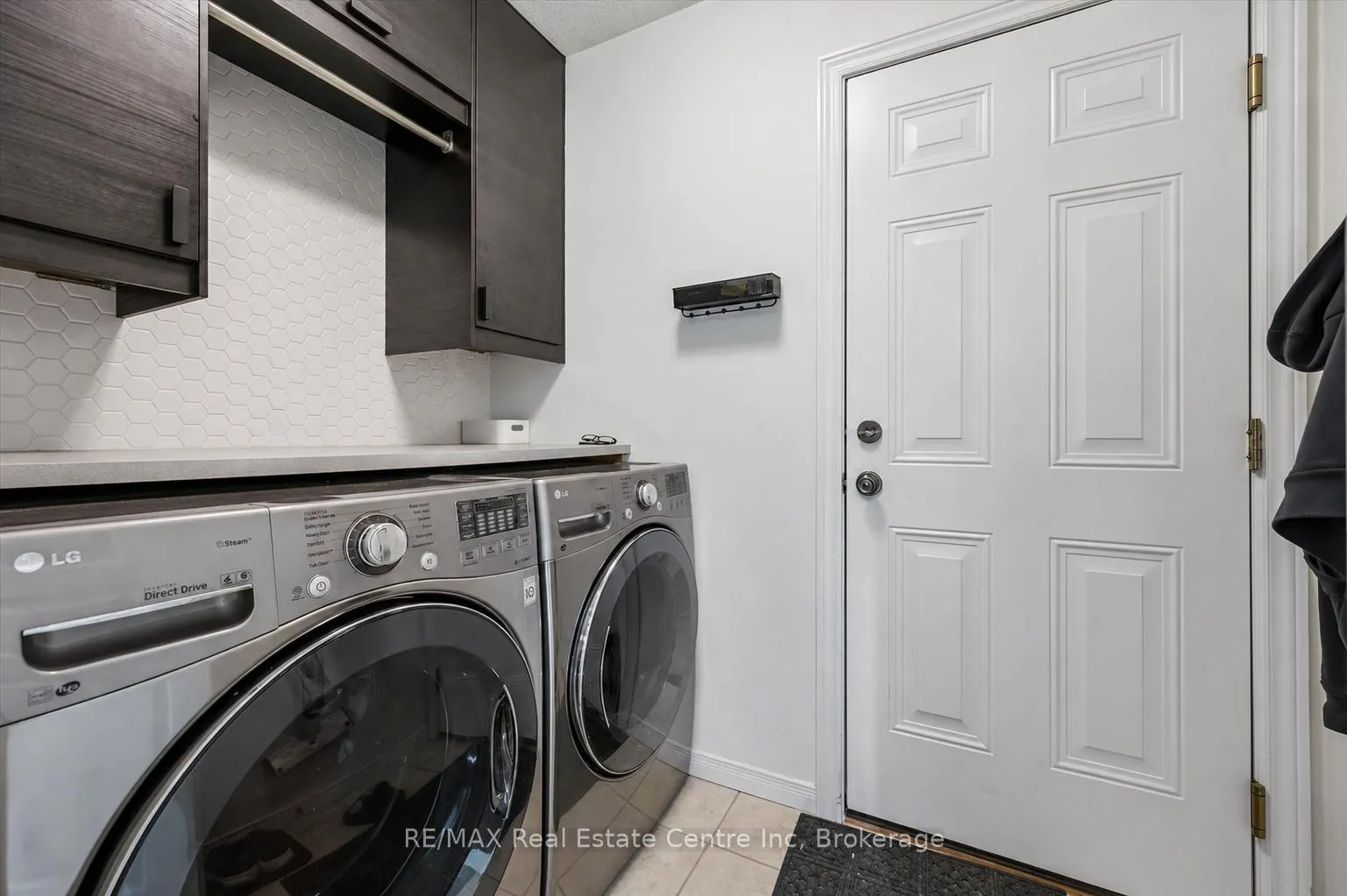 Photo 10 of Unit 27, 255 Summerfield Drive, Guelph, Pineridge/Westminster Woods — HOMEH