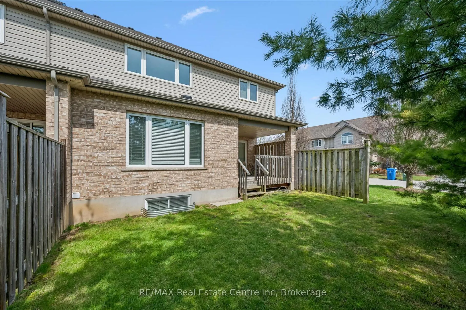 Photo 24 of Unit 27, 255 Summerfield Drive, Guelph, Pineridge/Westminster Woods — HOMEH