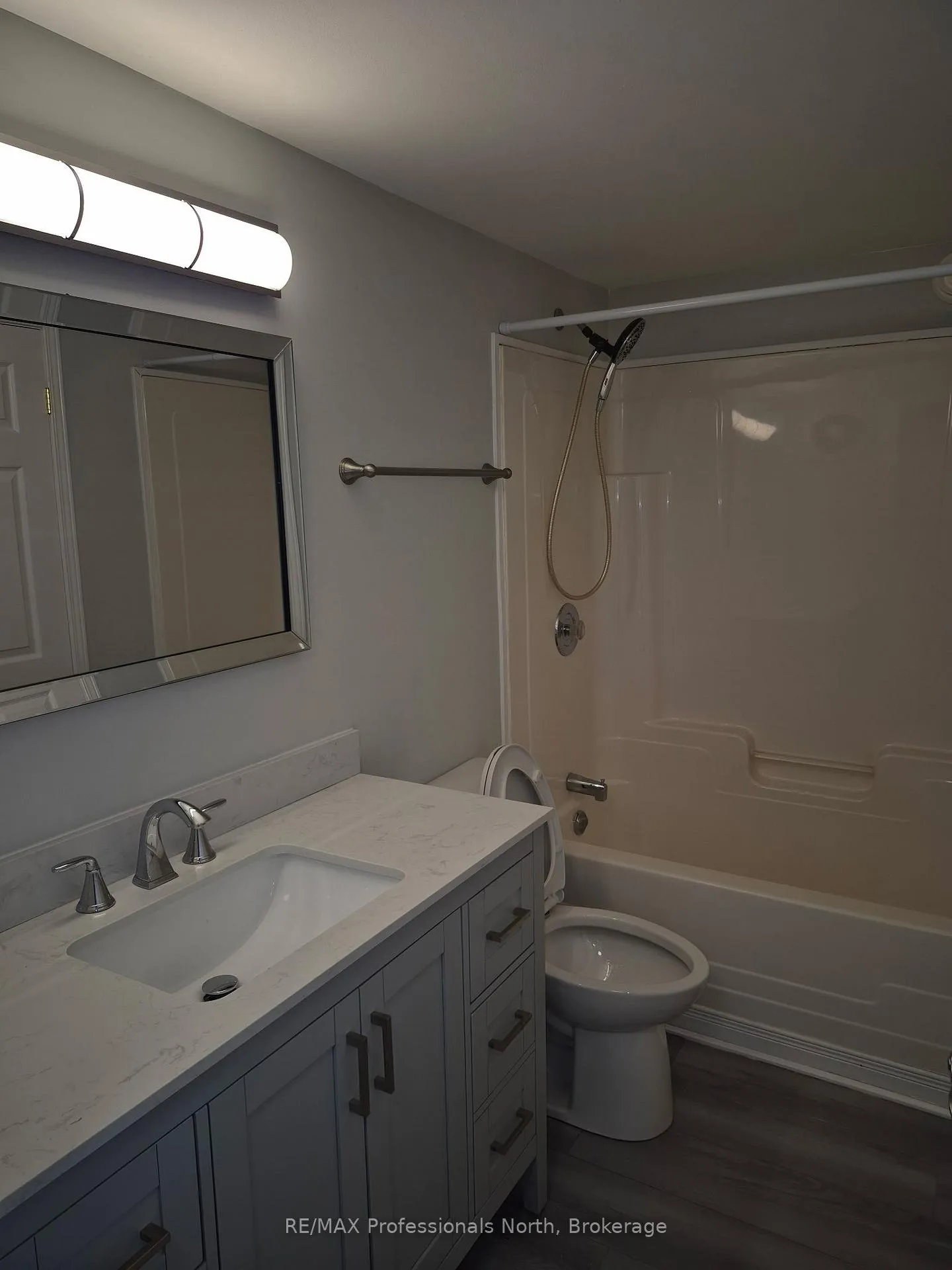 Photo 34 of 148 Park Road, Bracebridge, Macaulay — HOMEH
