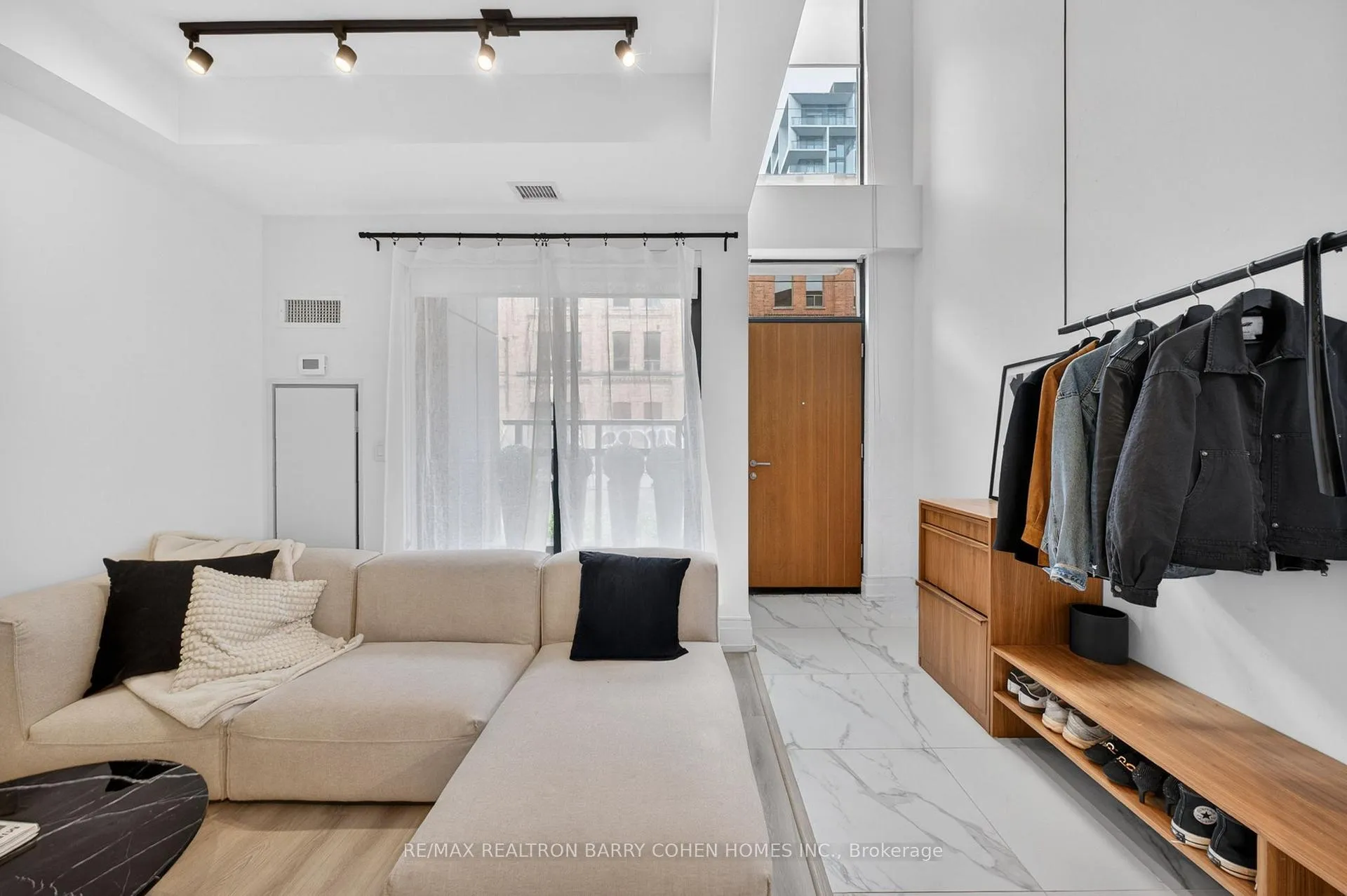 Photo 7 of Unit 107, 90 Niagara Street, Toronto, Niagara — HOMEH