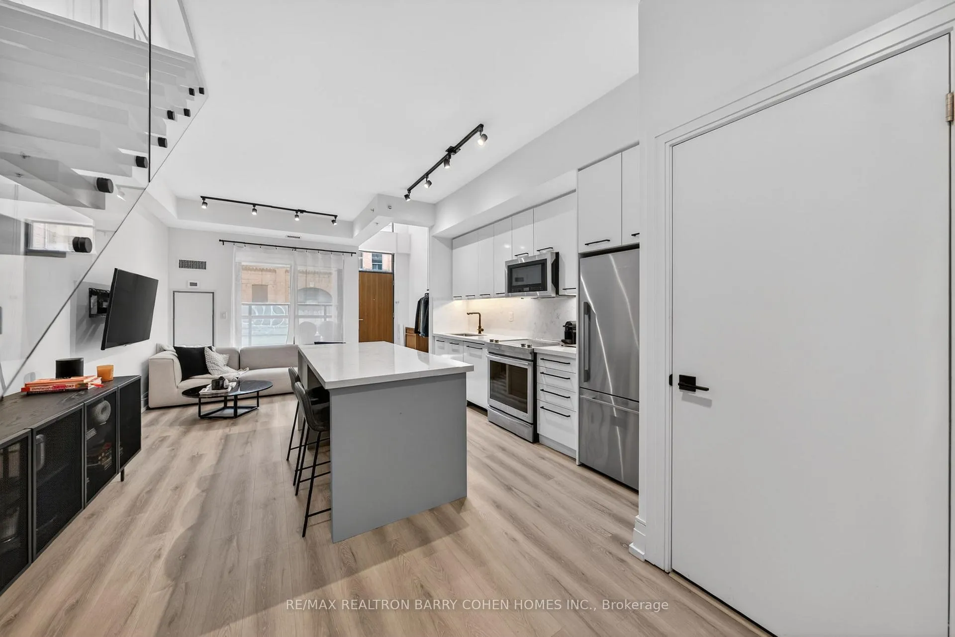 Photo 16 of Unit 107, 90 Niagara Street, Toronto, Niagara — HOMEH