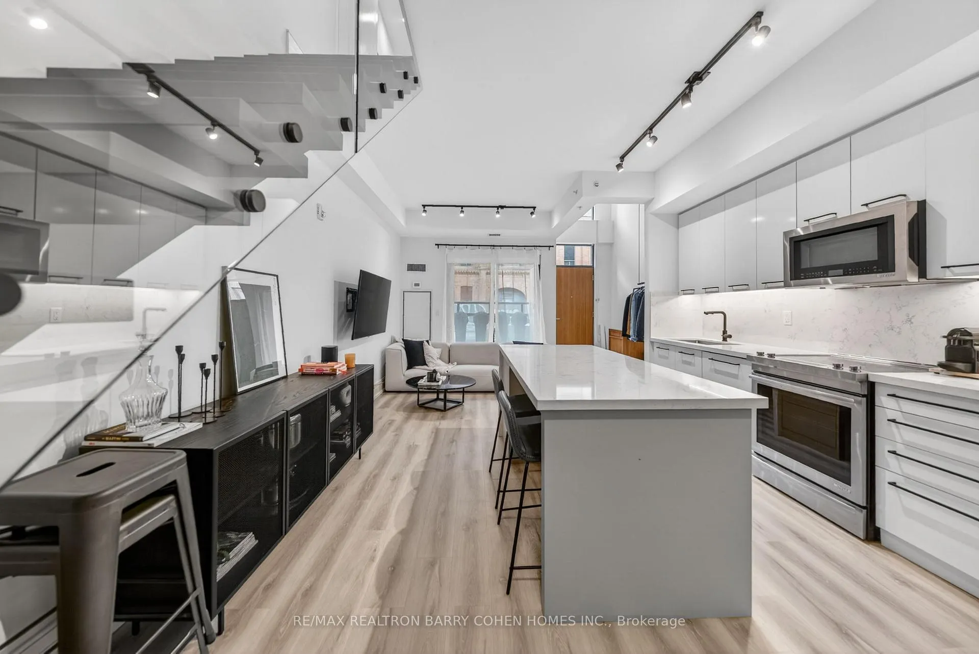 Photo 21 of Unit 107, 90 Niagara Street, Toronto, Niagara — HOMEH