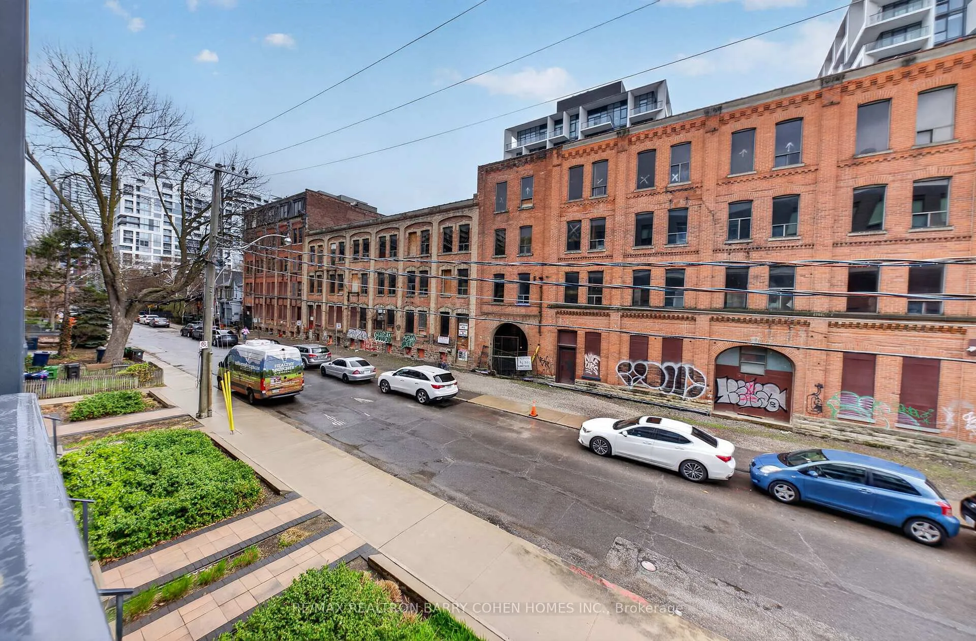 Photo 30 of Unit 107, 90 Niagara Street, Toronto, Niagara — HOMEH