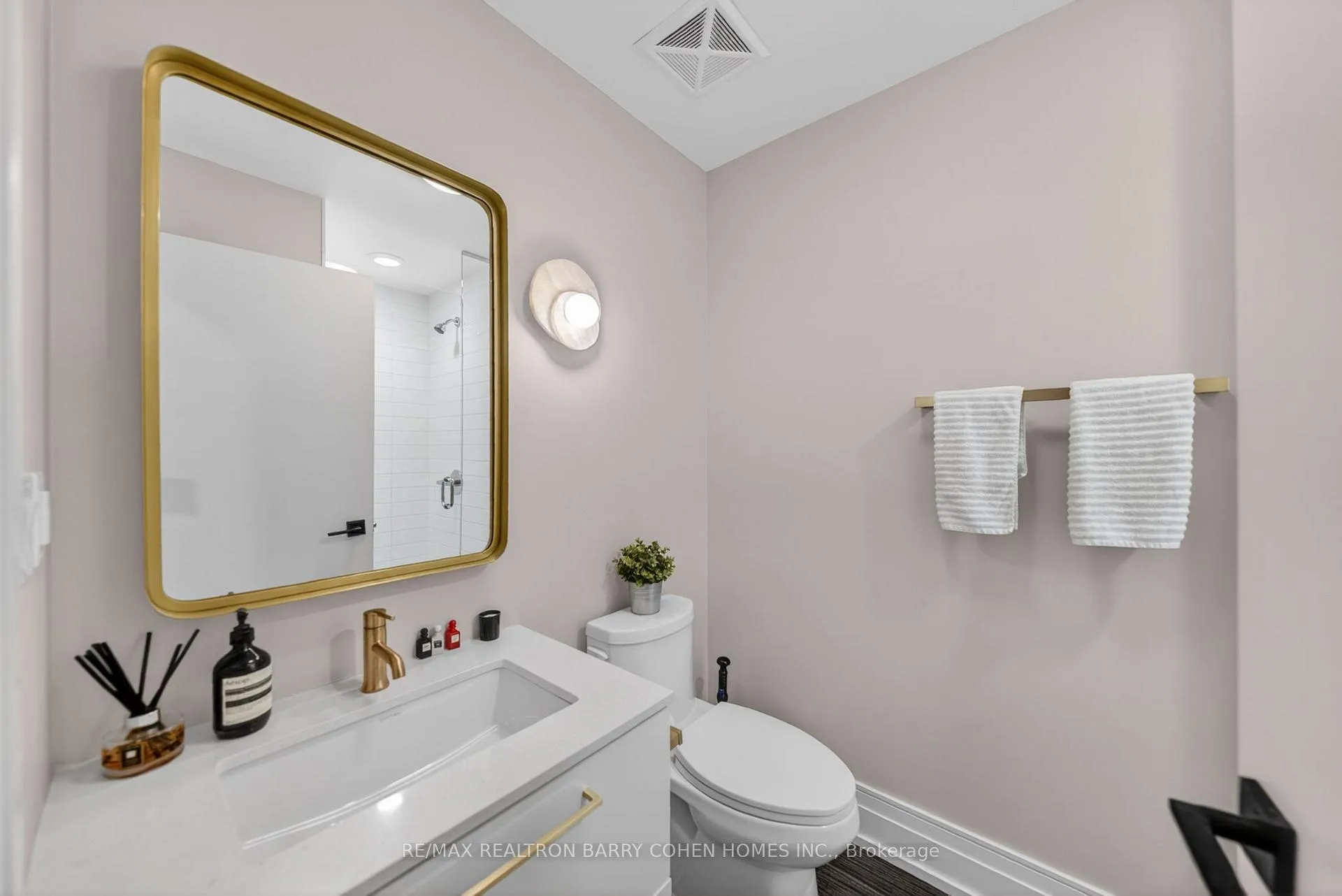 Photo 34 of Unit 107, 90 Niagara Street, Toronto, Niagara — HOMEH
