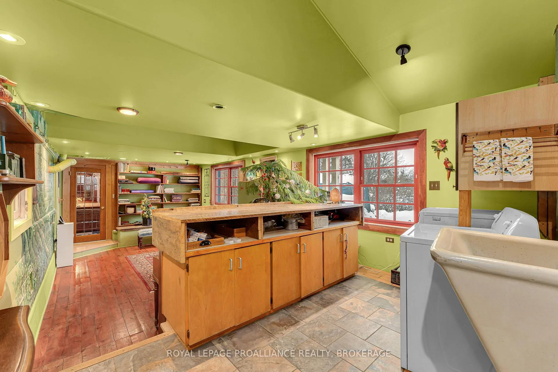 Photo 18 of 6014 Main Street, Frontenac, Frontenac South — HOMEH