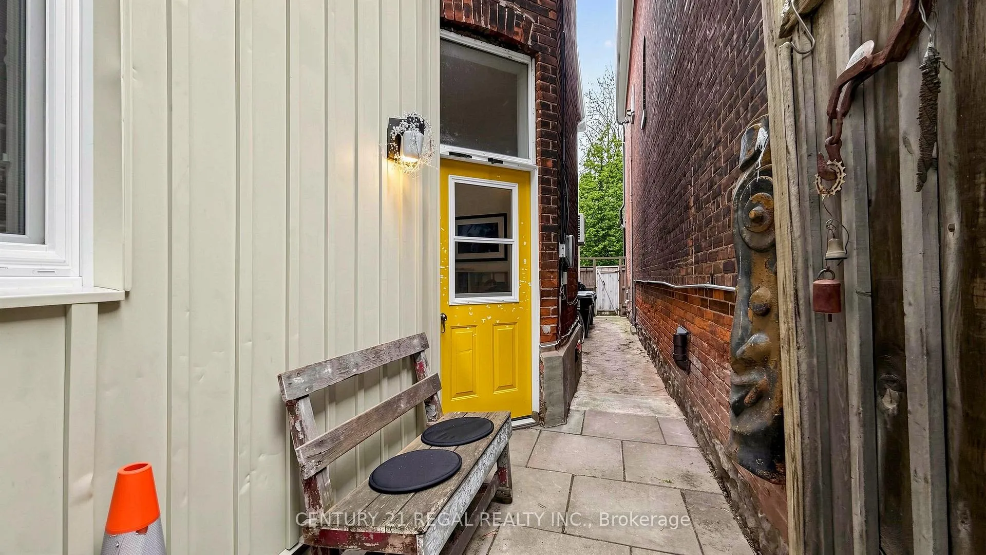 Photo 33 of 26 Macdonell Avenue, Toronto, Roncesvalles — HOMEH