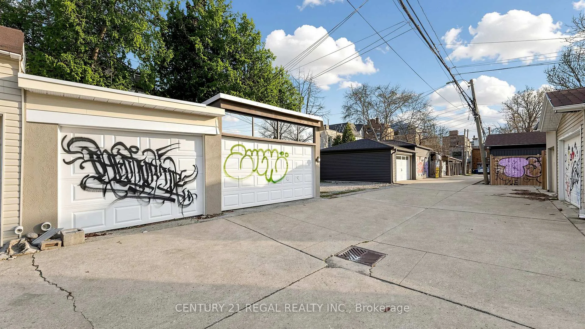 Photo 34 of 26 Macdonell Avenue, Toronto, Roncesvalles — HOMEH