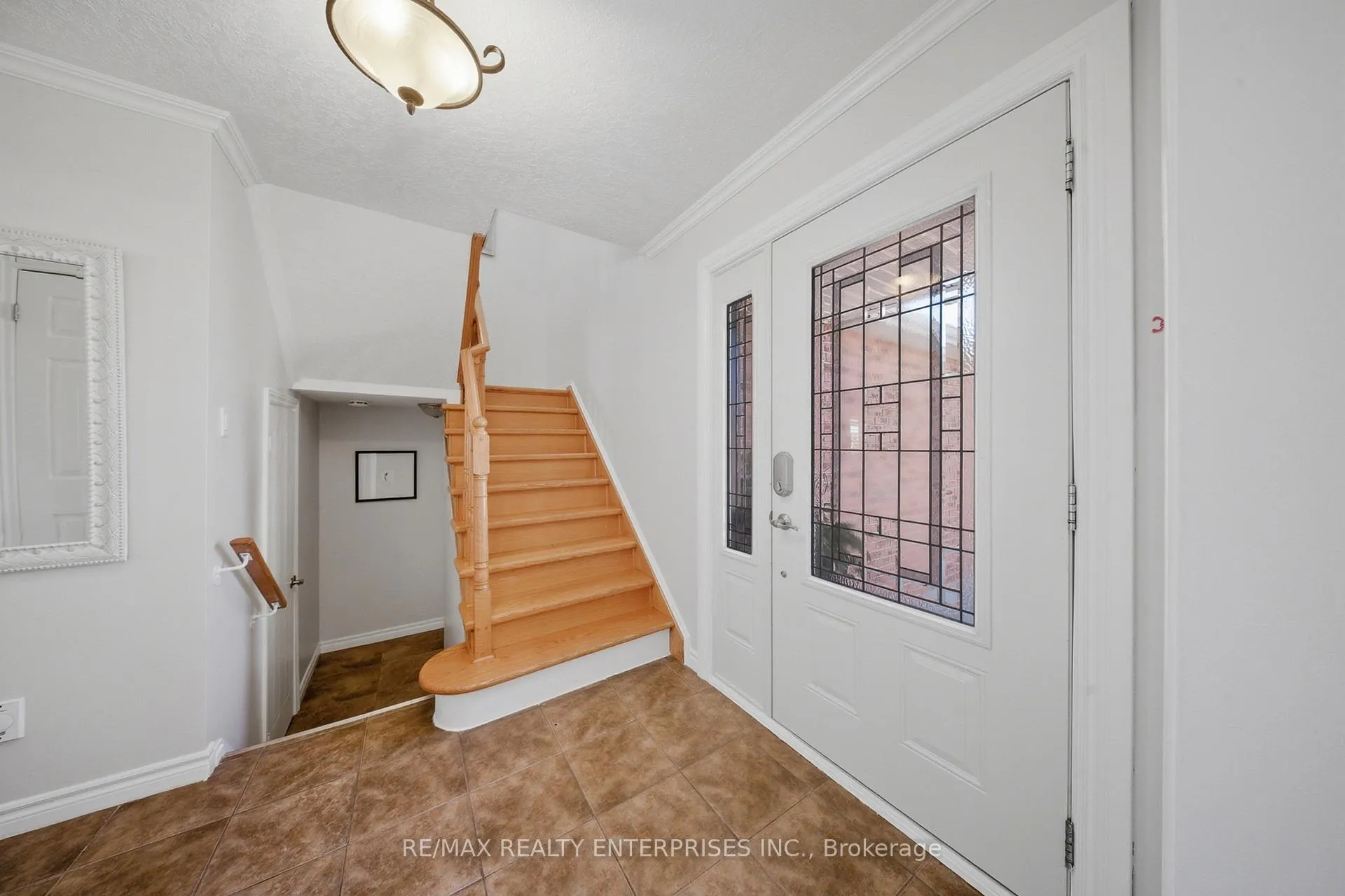 Photo 4 of 23 Cowan Boulevard, Cambridge, Sheldon-Conestoga — HOMEH