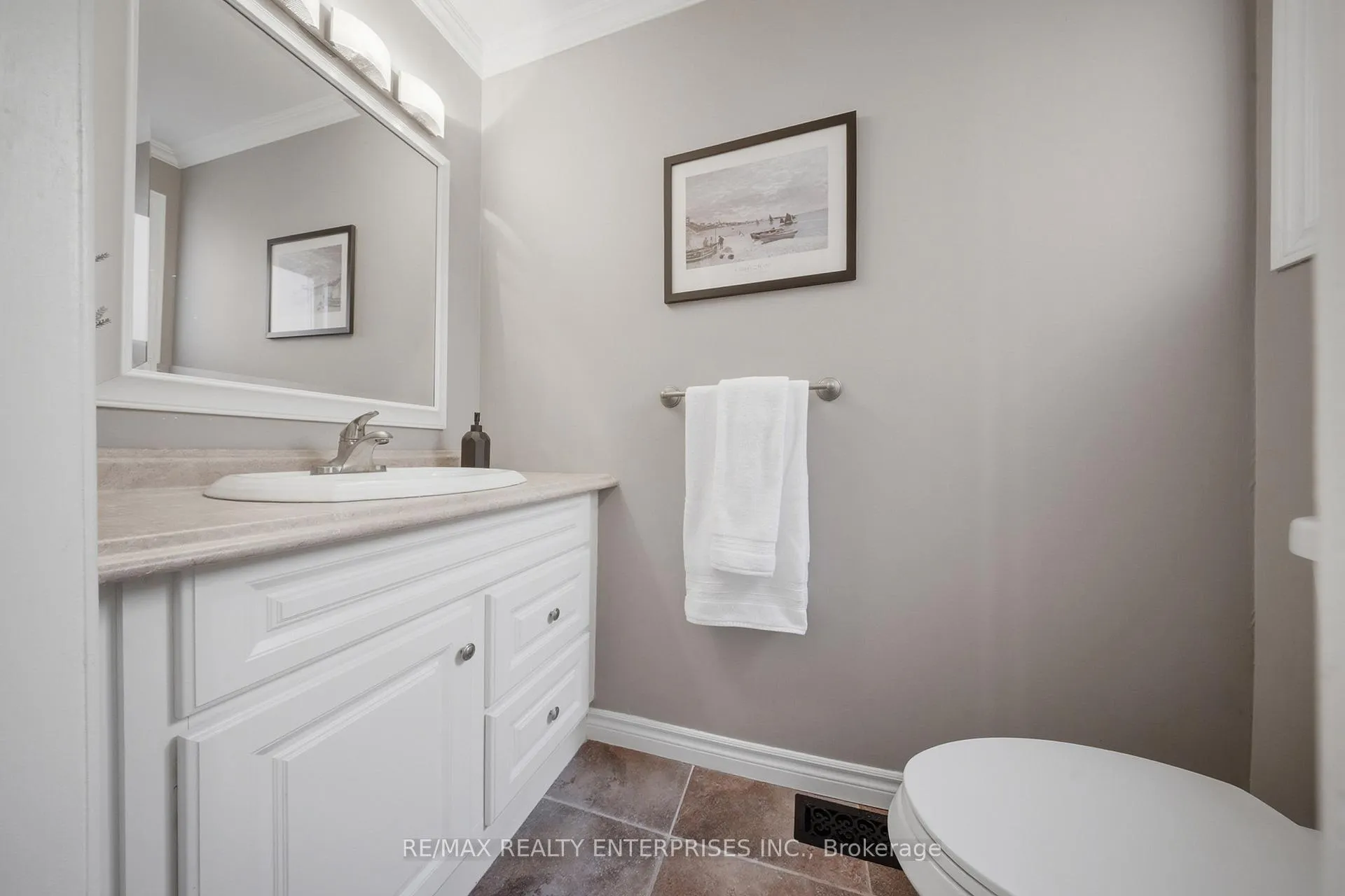 Photo 16 of 23 Cowan Boulevard, Cambridge, Sheldon-Conestoga — HOMEH