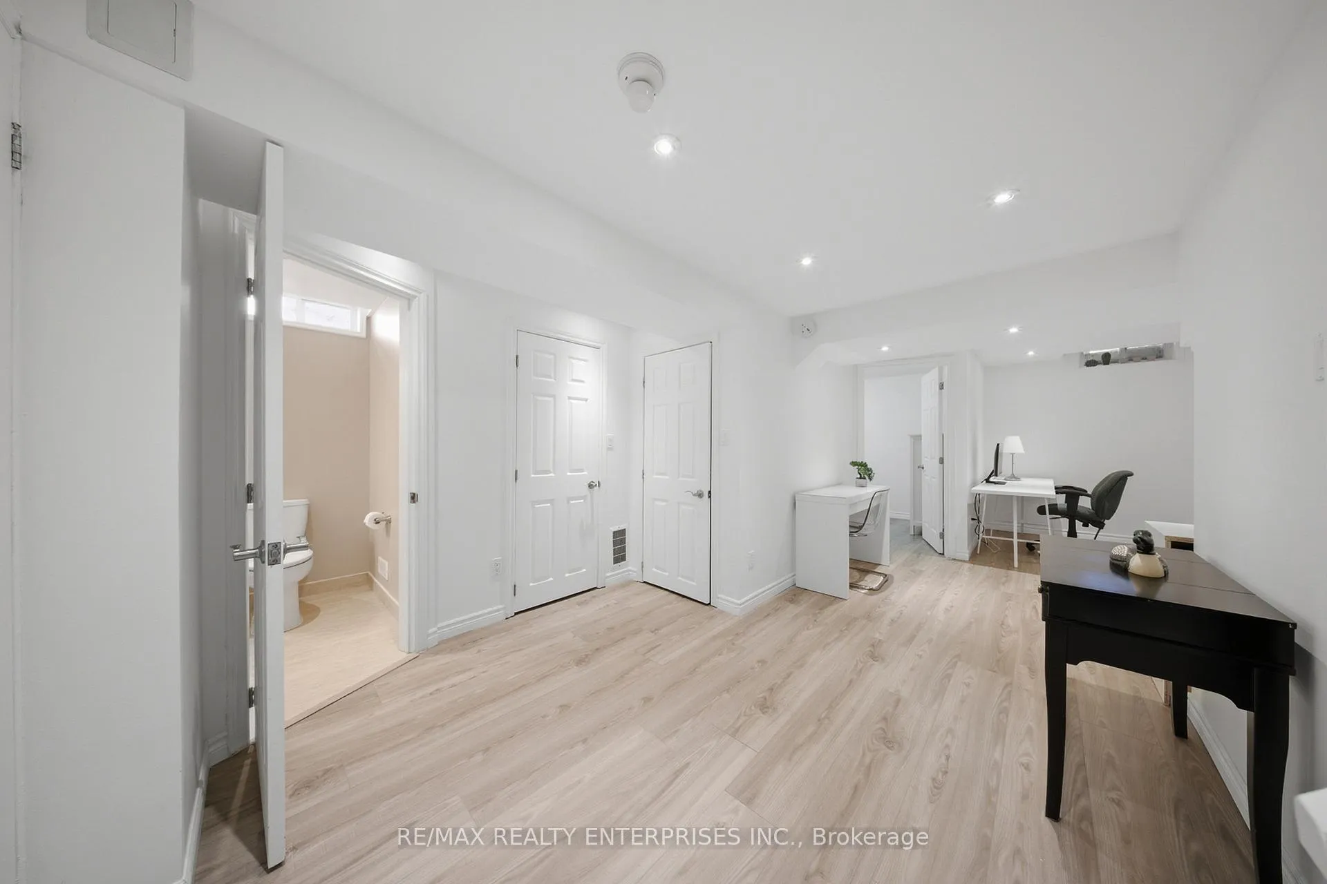 Photo 26 of 23 Cowan Boulevard, Cambridge, Sheldon-Conestoga — HOMEH
