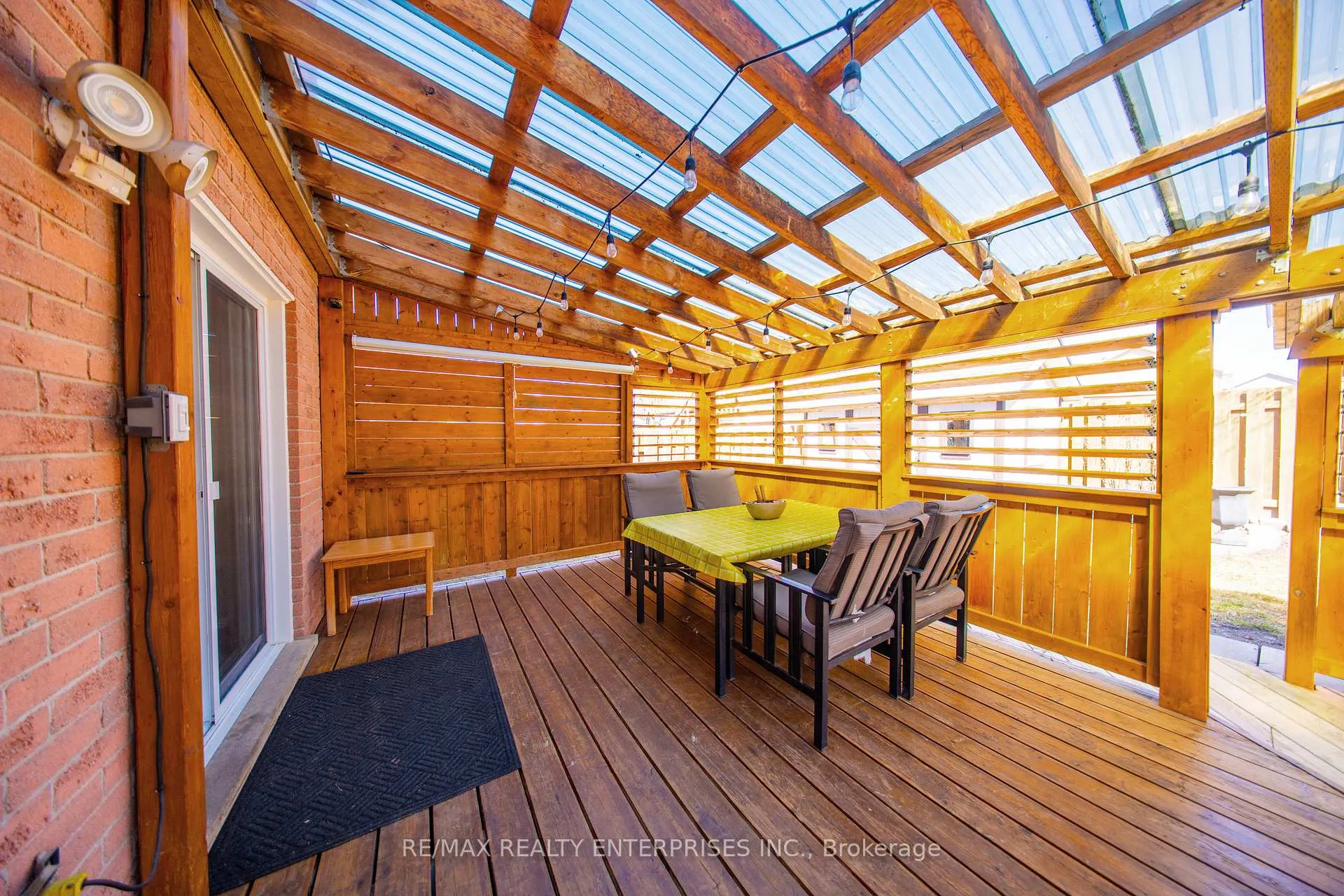 Photo 33 of 23 Cowan Boulevard, Cambridge, Sheldon-Conestoga — HOMEH
