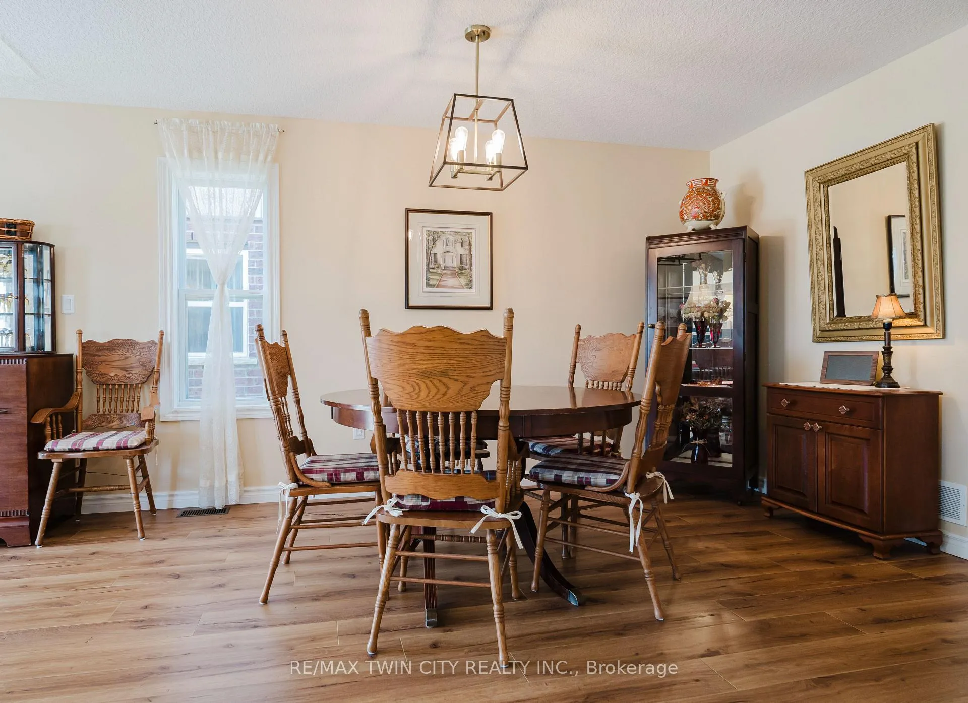 Photo 13 of 90 Captain Mccallum Drive, Wilmot — HOMEH