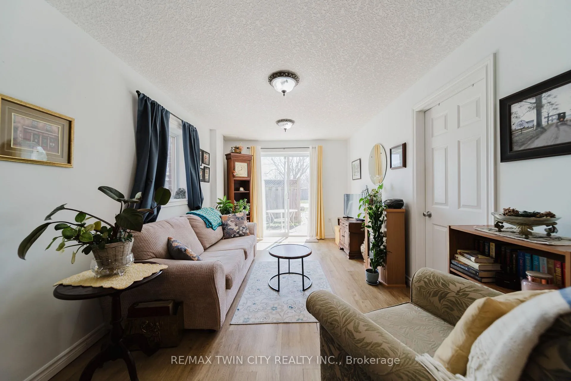 Photo 31 of 90 Captain Mccallum Drive, Wilmot — HOMEH