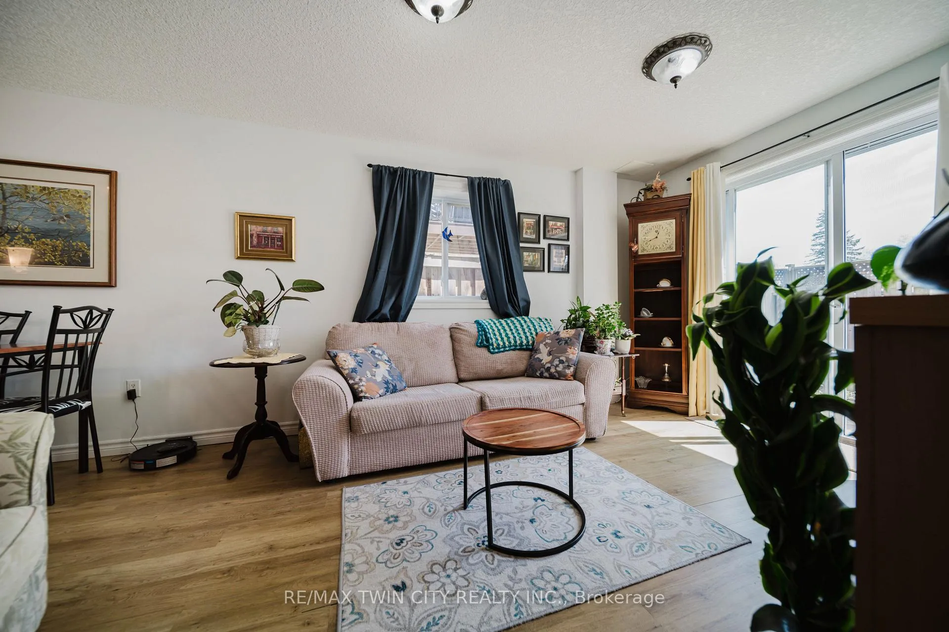 Photo 32 of 90 Captain Mccallum Drive, Wilmot — HOMEH