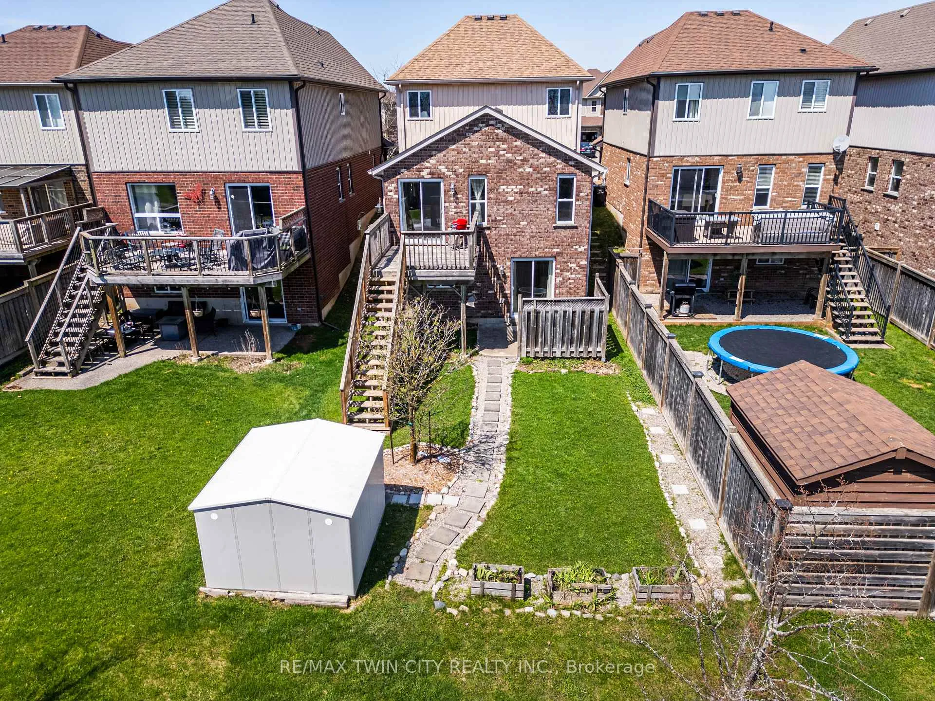 Photo 44 of 90 Captain Mccallum Drive, Wilmot — HOMEH