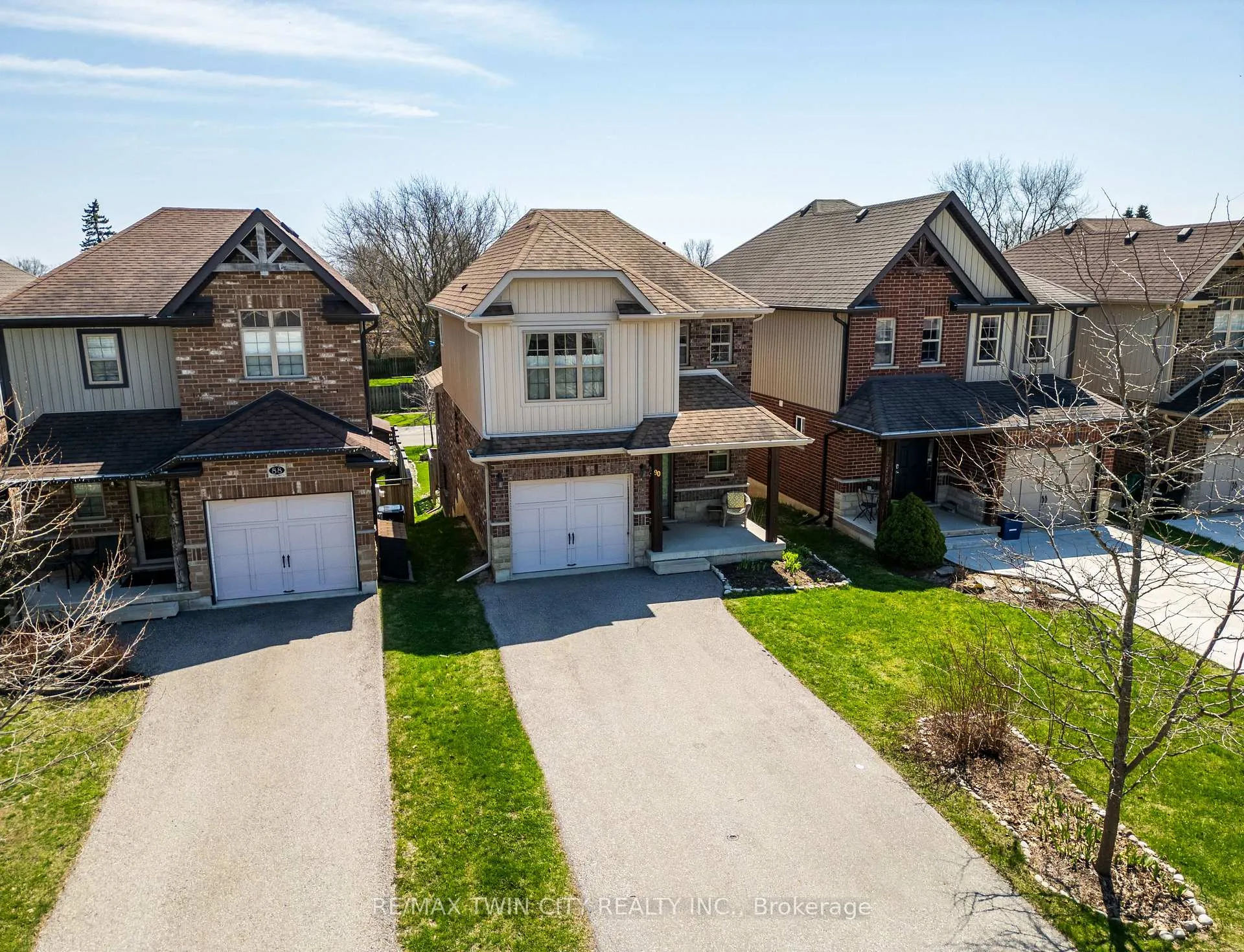 Photo 46 of 90 Captain Mccallum Drive, Wilmot — HOMEH