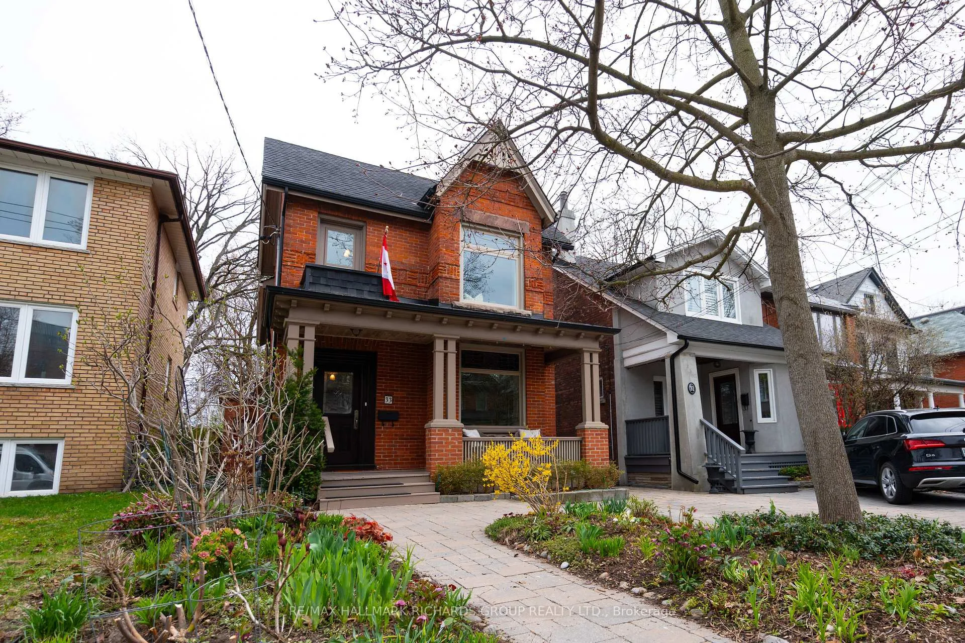 Photo 3 of 33 Swanwick Avenue, Toronto, East End-Danforth — HOMEH