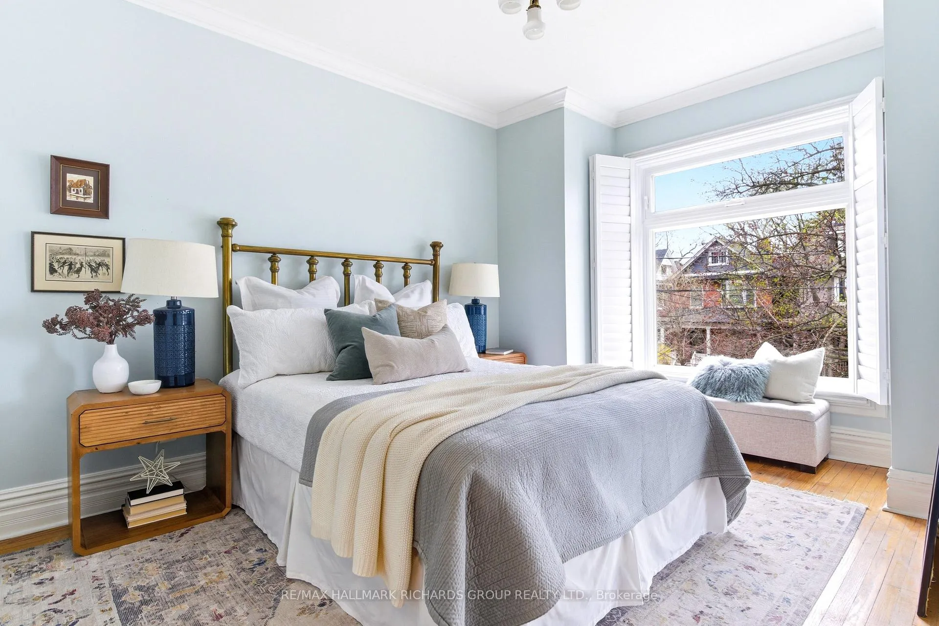 Photo 18 of 33 Swanwick Avenue, Toronto, East End-Danforth — HOMEH